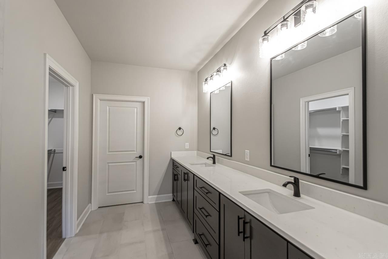 CYPRESS VALLEY - Residential