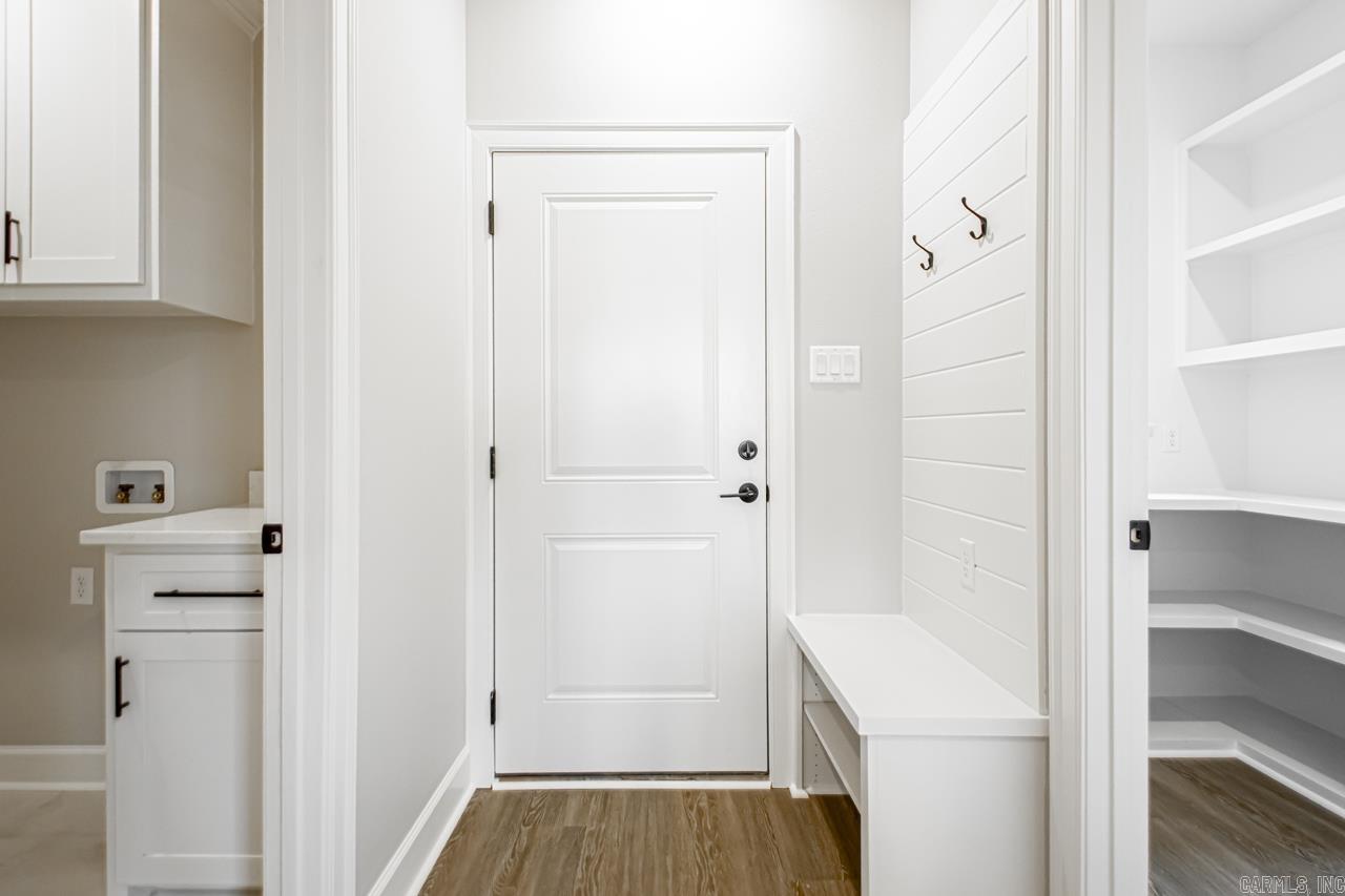 CYPRESS VALLEY - Residential