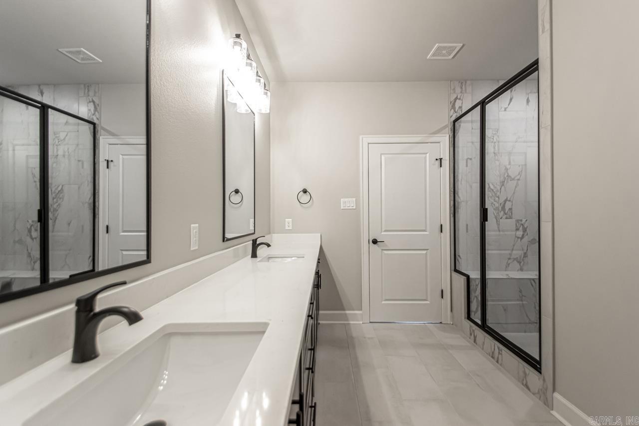 CYPRESS VALLEY - Residential