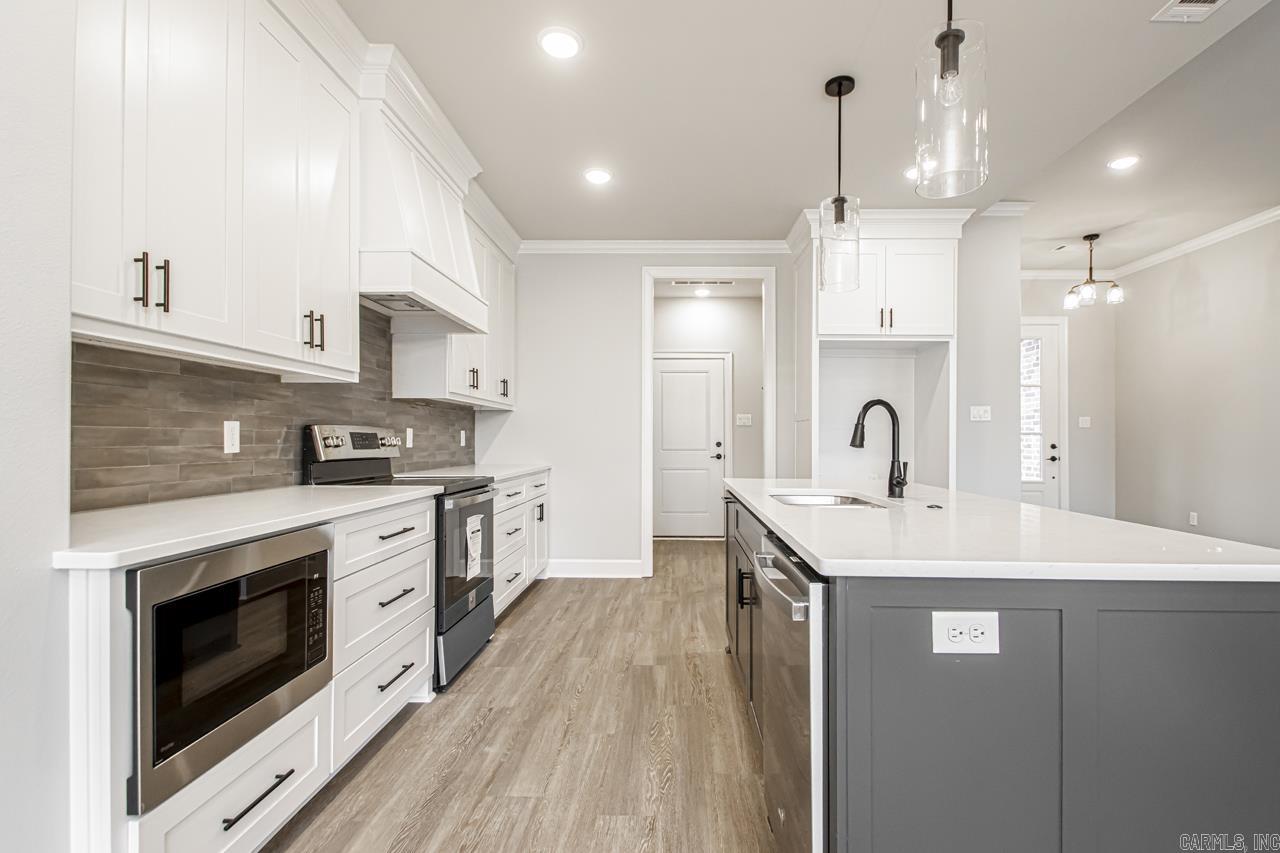 CYPRESS VALLEY - Residential