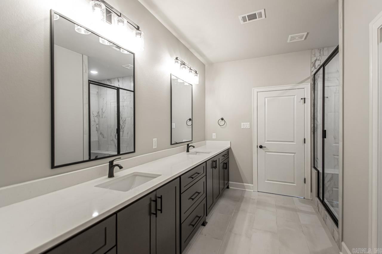 CYPRESS VALLEY - Residential