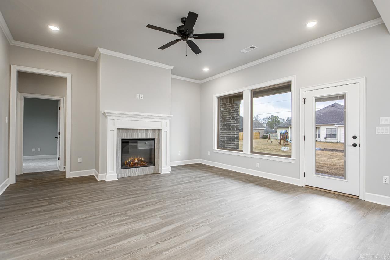 CYPRESS VALLEY - Residential