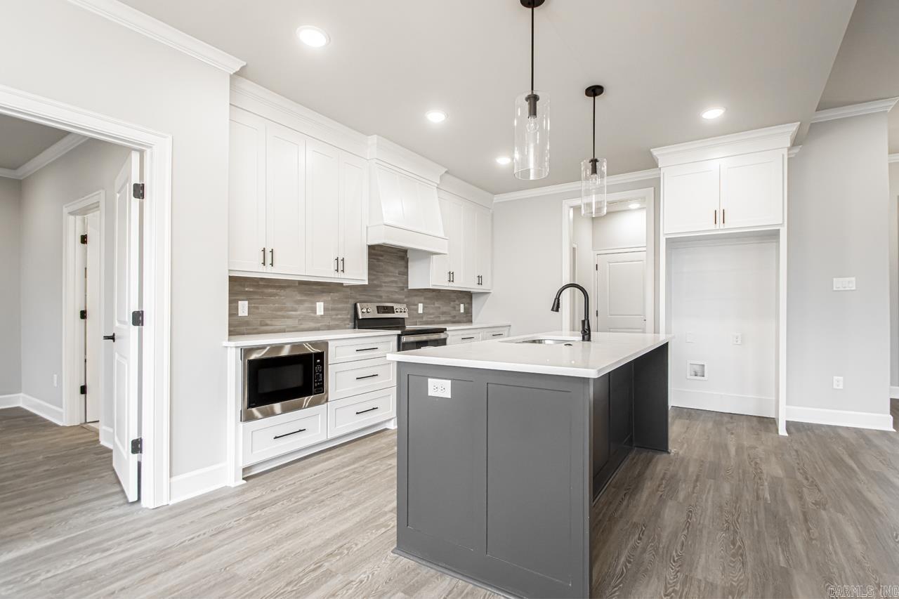 CYPRESS VALLEY - Residential