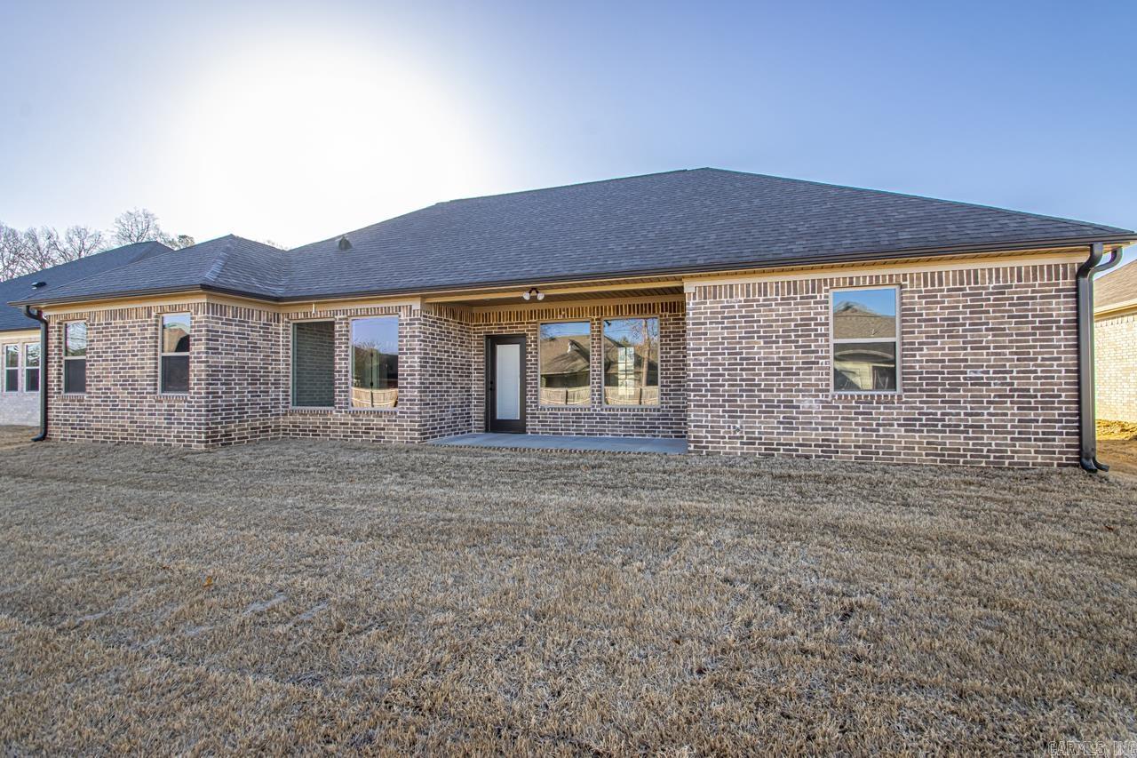 CYPRESS VALLEY - Residential