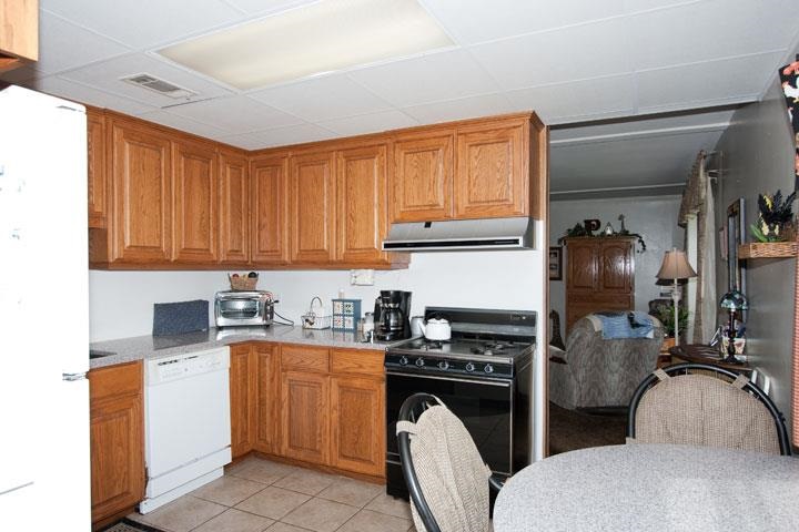 Lake View - Residential