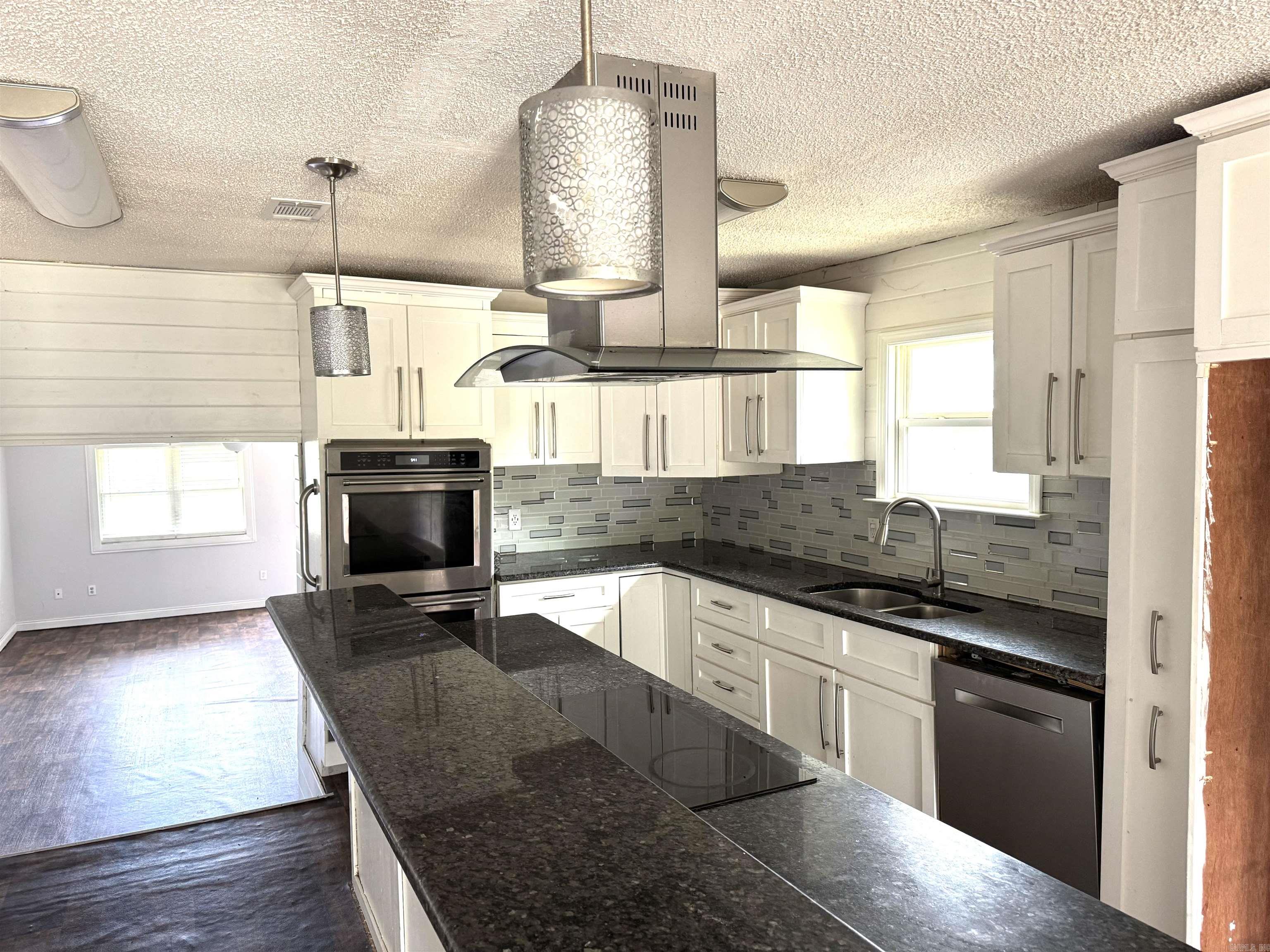 SOUTHEAST S/D - Residential