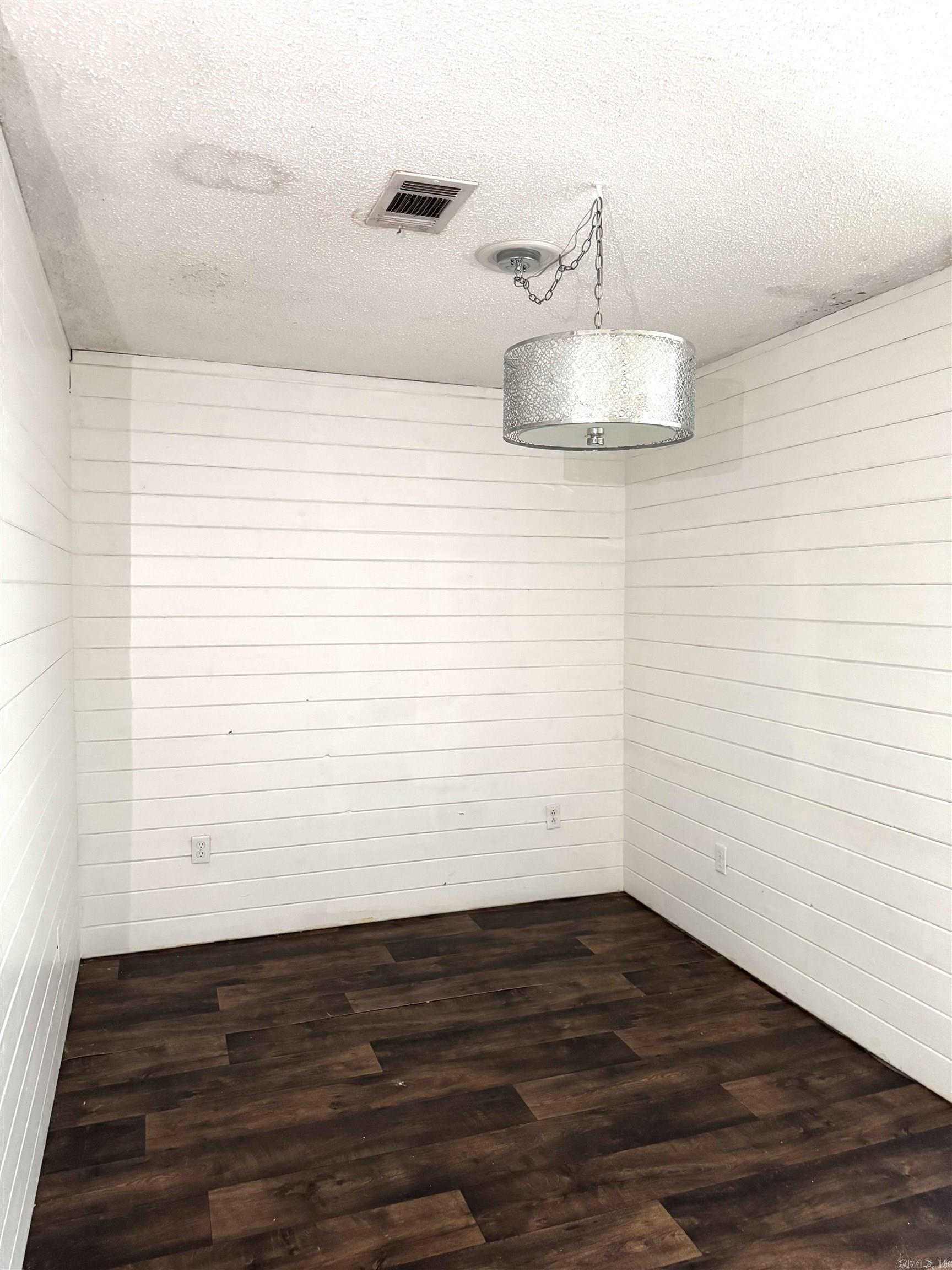 SOUTHEAST S/D - Residential