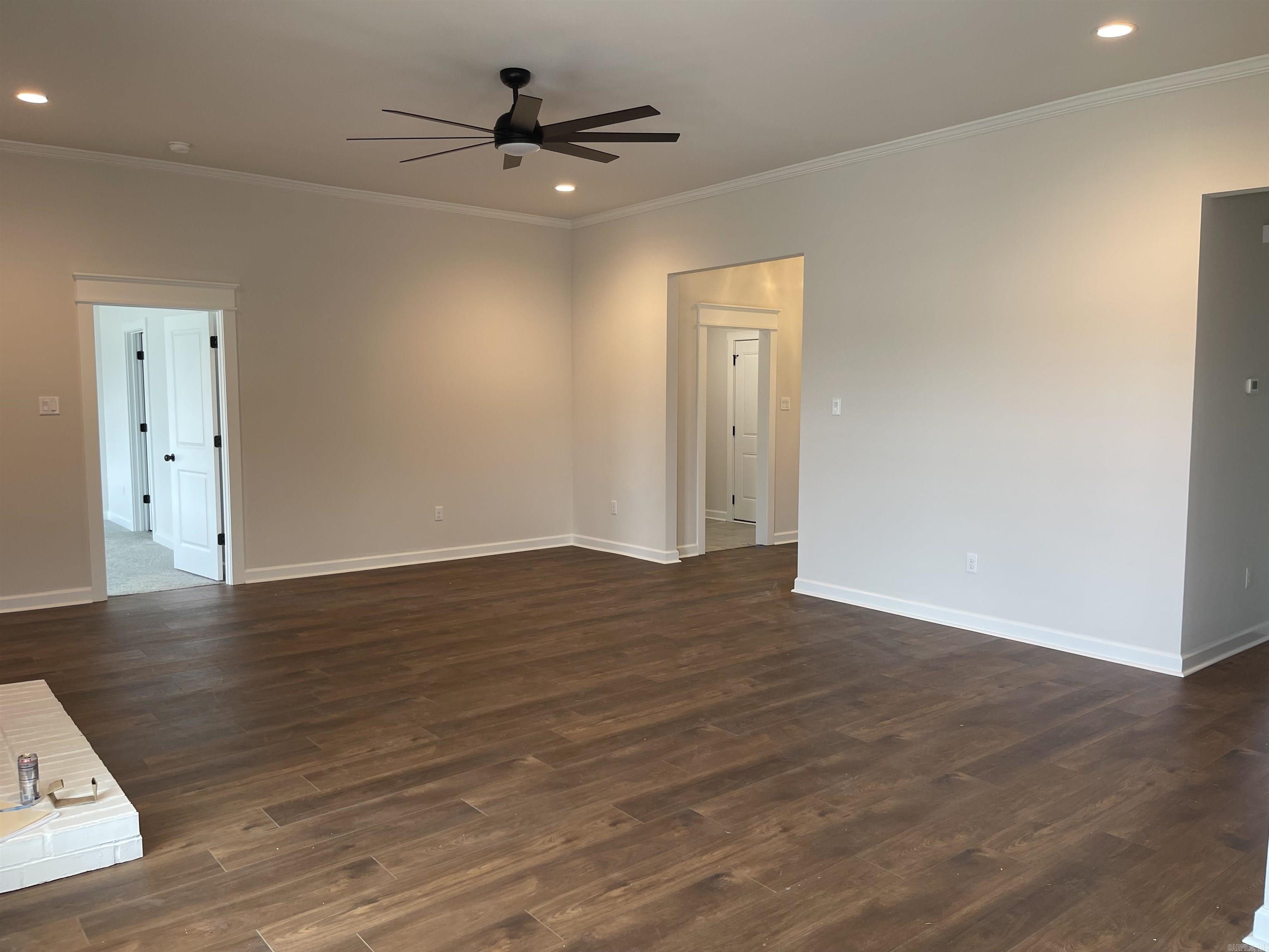 NATALIE&apos;S PLACE - Residential