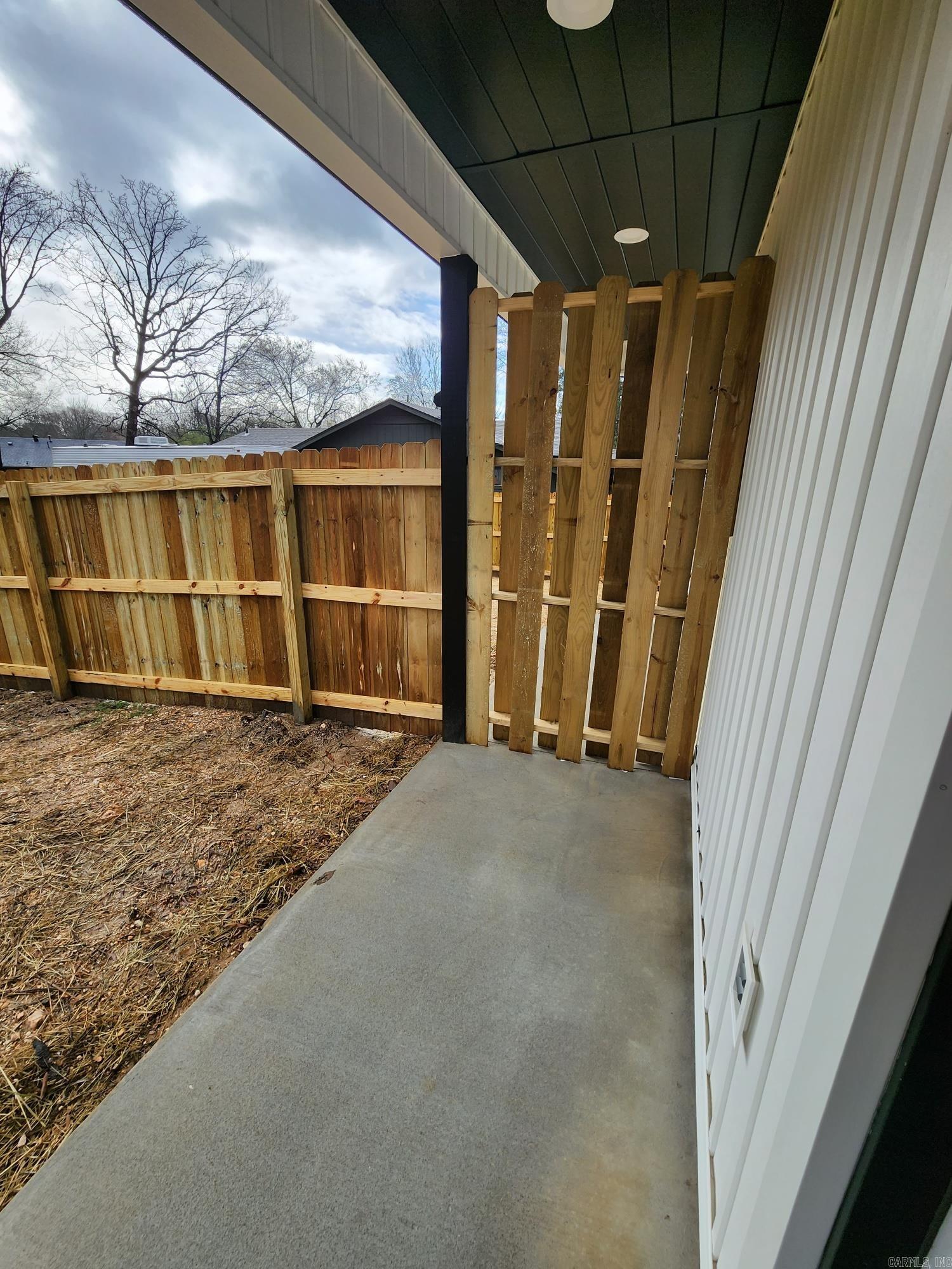 Pikewood II - Residential Lease