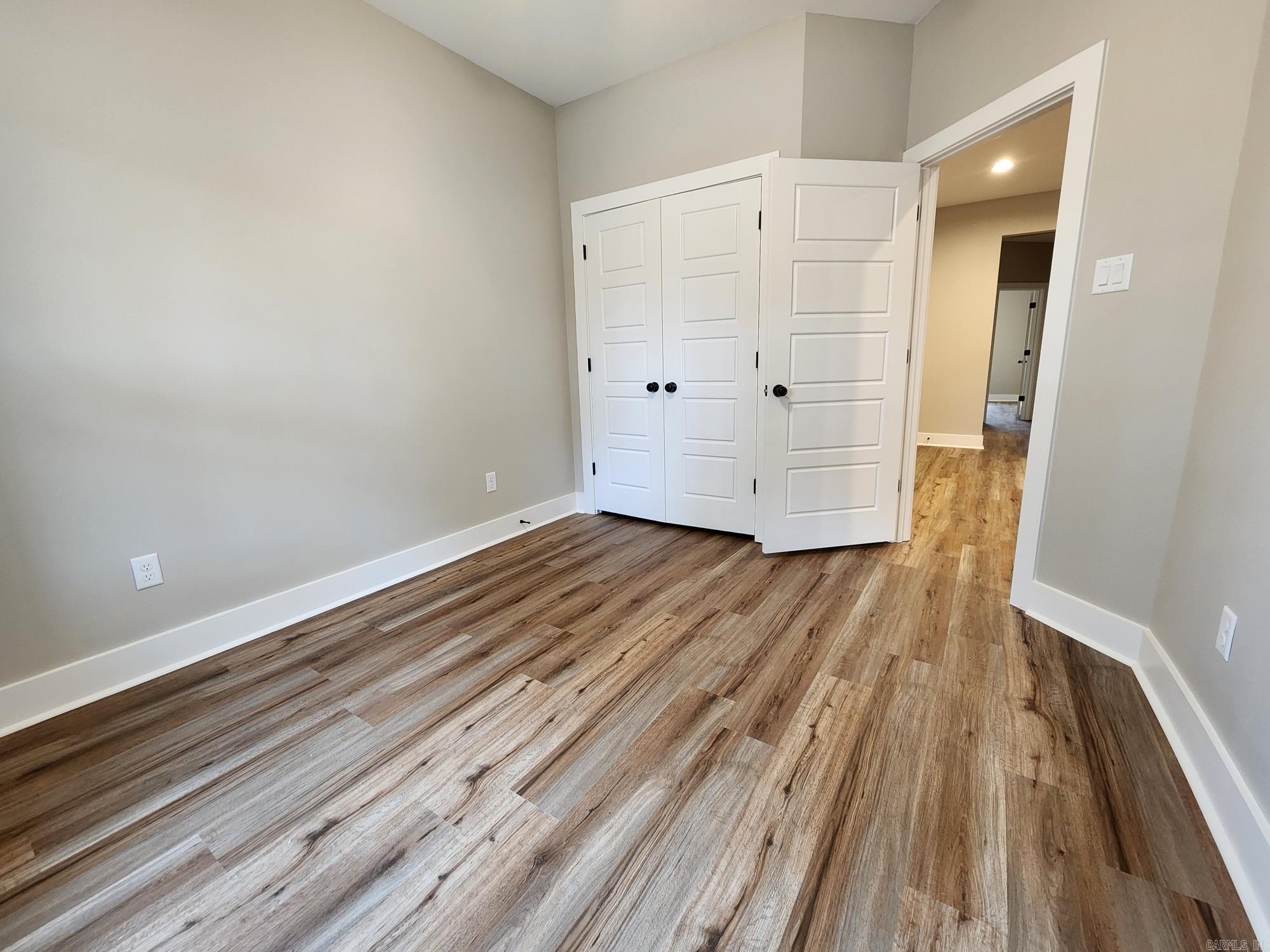 Pikewood II - Residential Lease