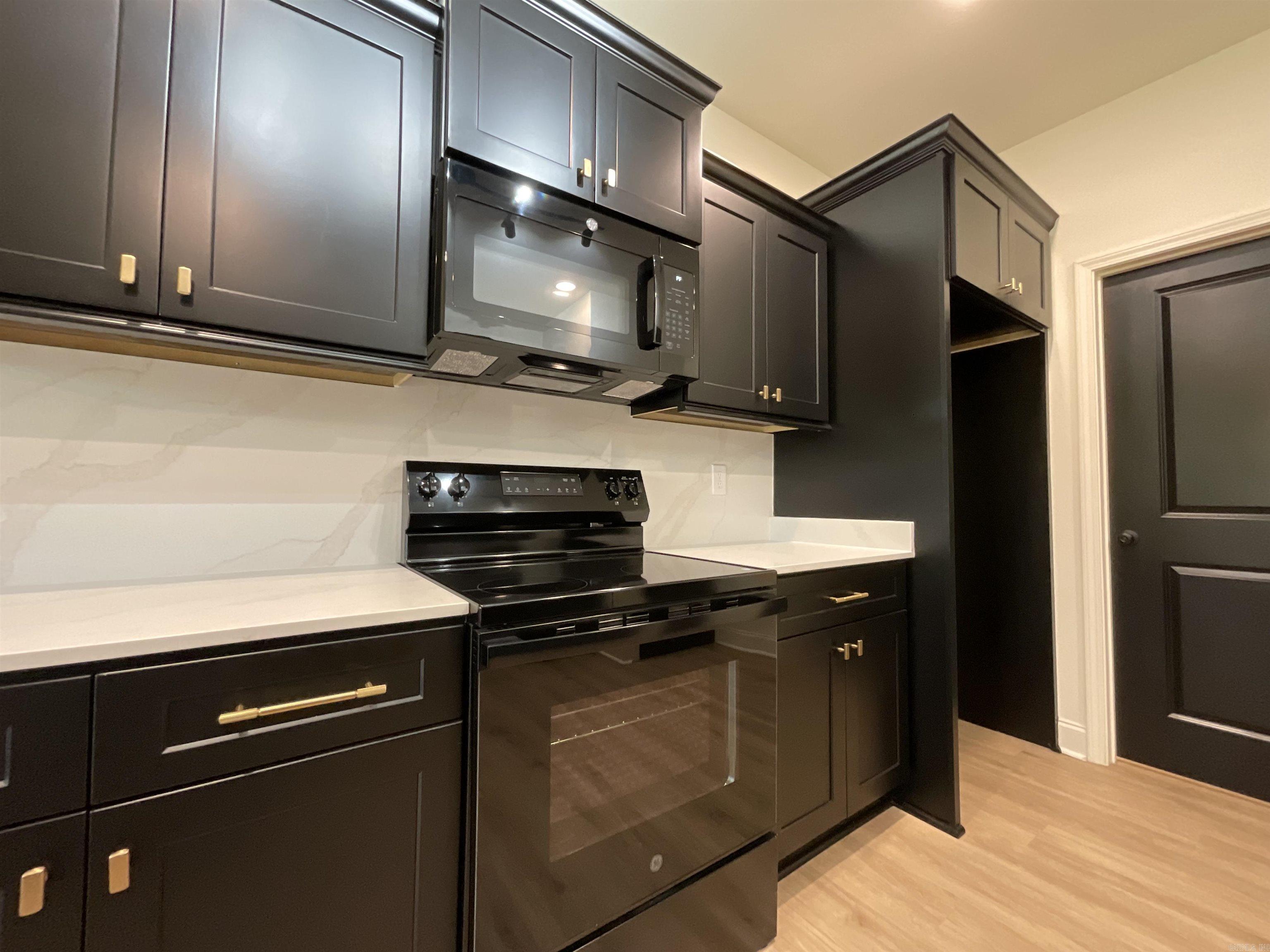 BROWN ADD TO JACK - Residential