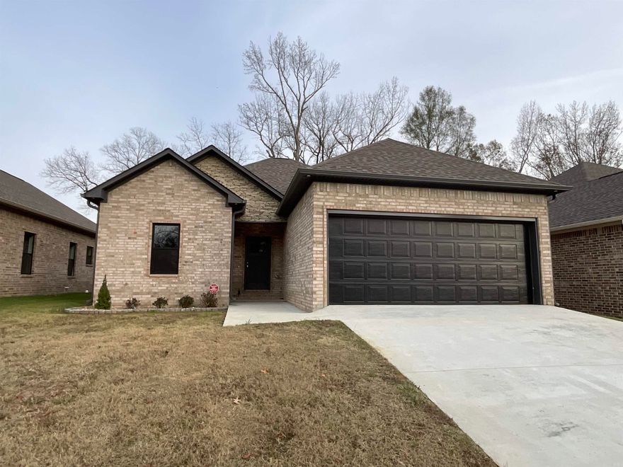 NEW CONSTRUCTION! From the vaulted living room ceiling to the soaking tub, the class is in the details of this beautiful Jacksonville home! Black doors and cabinets have matte gold detailing throughout. Custom tile sets off the beautiful quartz countertops. 9' ceilings make the entire home feel spacious! The flow of this house is wonderful, right out to the back porch and spacious backyard. Call for an appointment and come make this one yours today! Neighboring house is also for sale, so bring a friend to be your neighbor!
