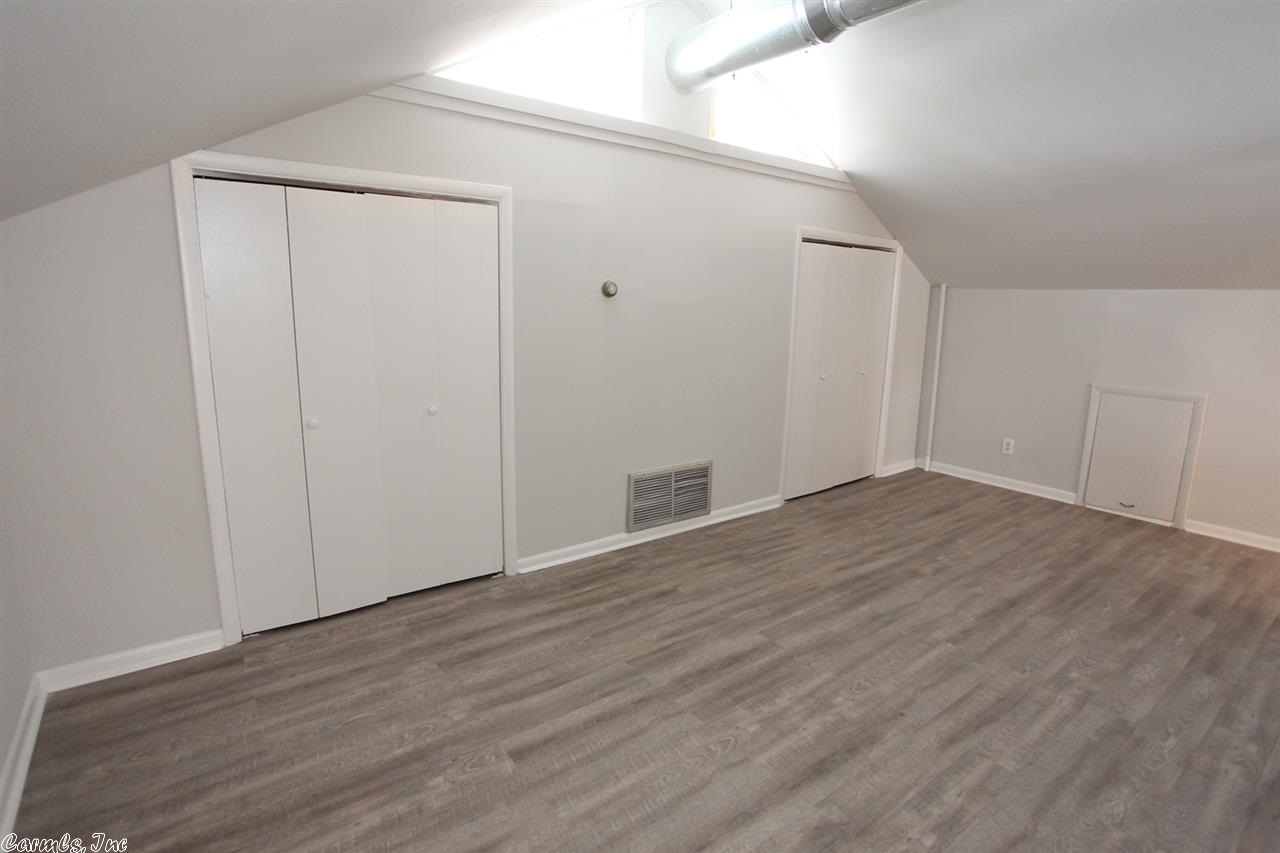 Hill Crest - Residential Lease