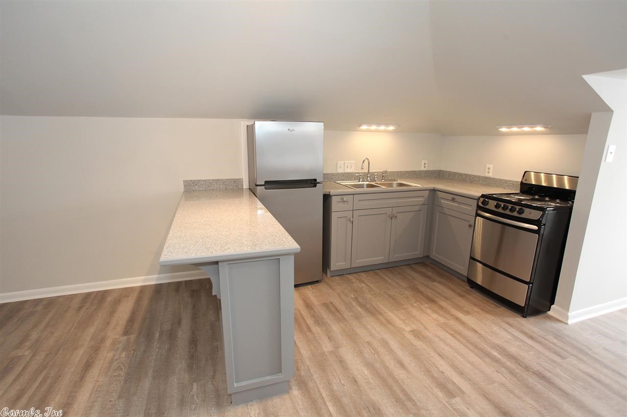 Hill Crest - Residential Lease