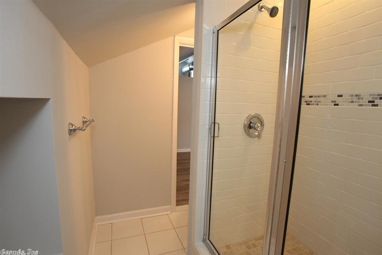 Hill Crest - Residential Lease