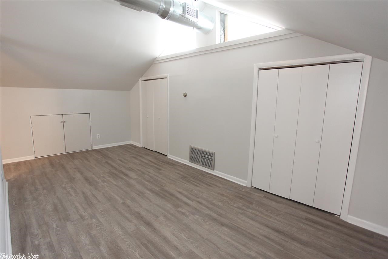 Hill Crest - Residential Lease