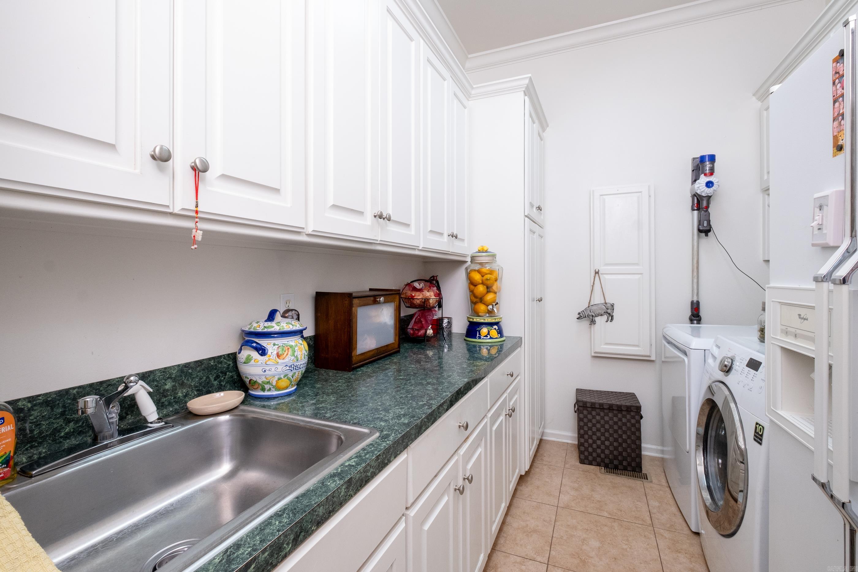 BRODIE CREEK COMMUNITY - Residential