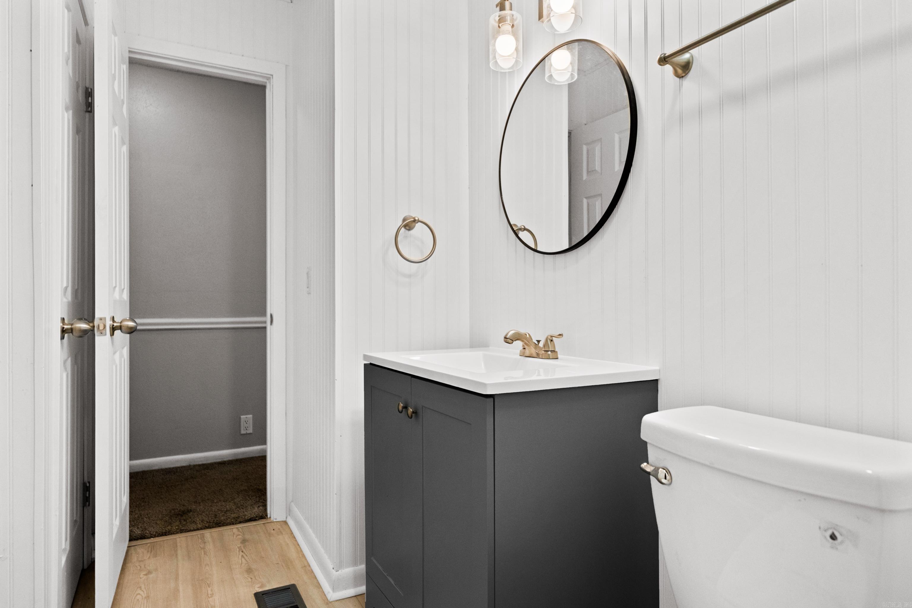 VALENCIA COURTS - Residential