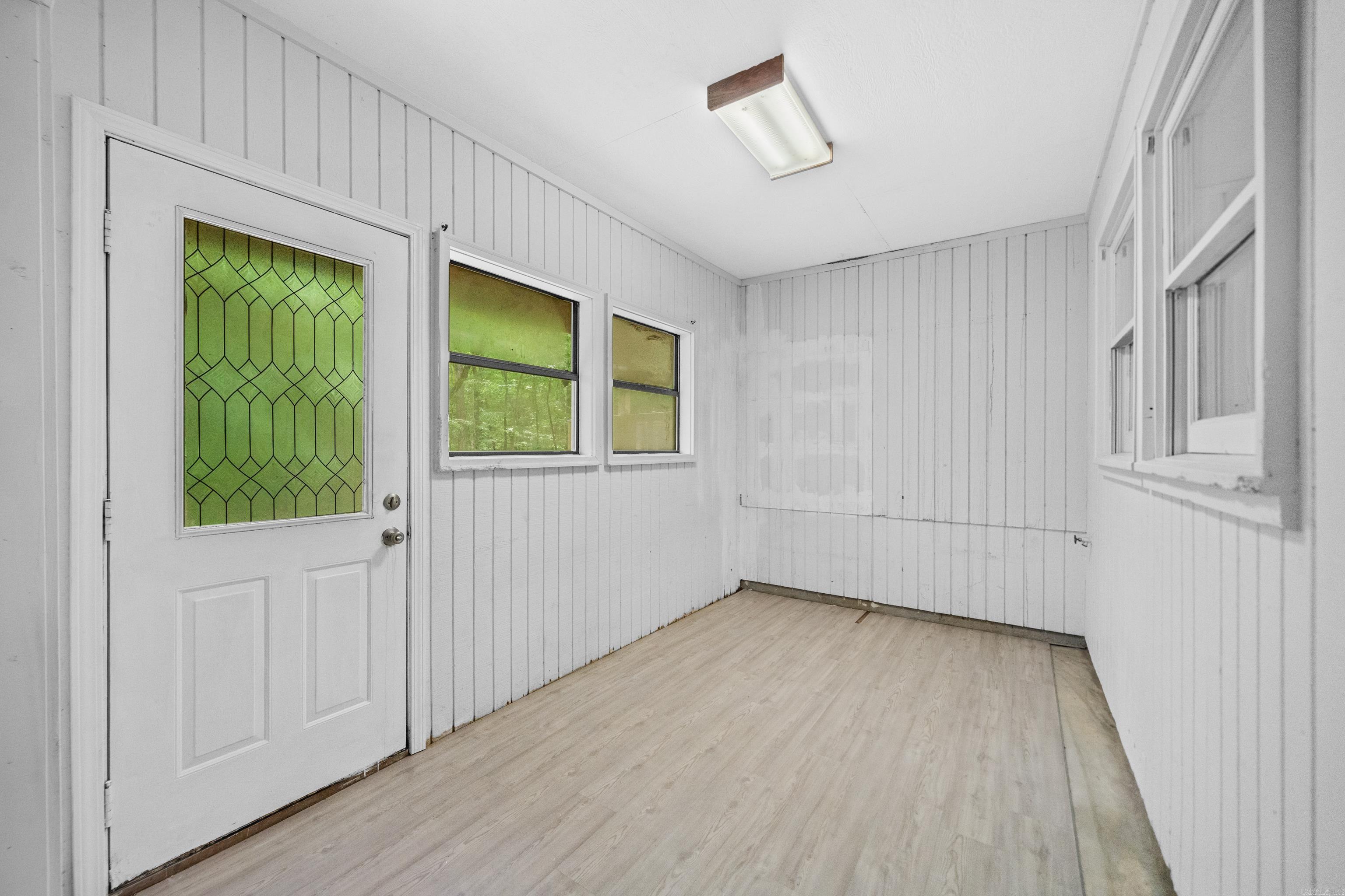 VALENCIA COURTS - Residential