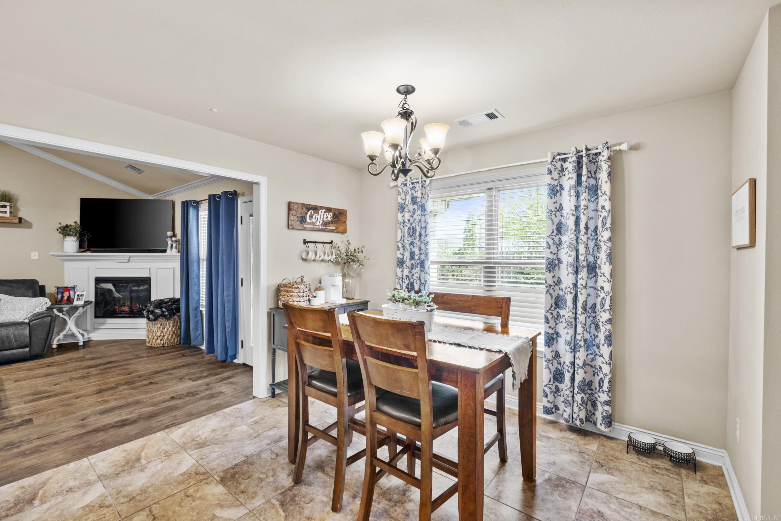 PIONEER SPRINGS - Residential