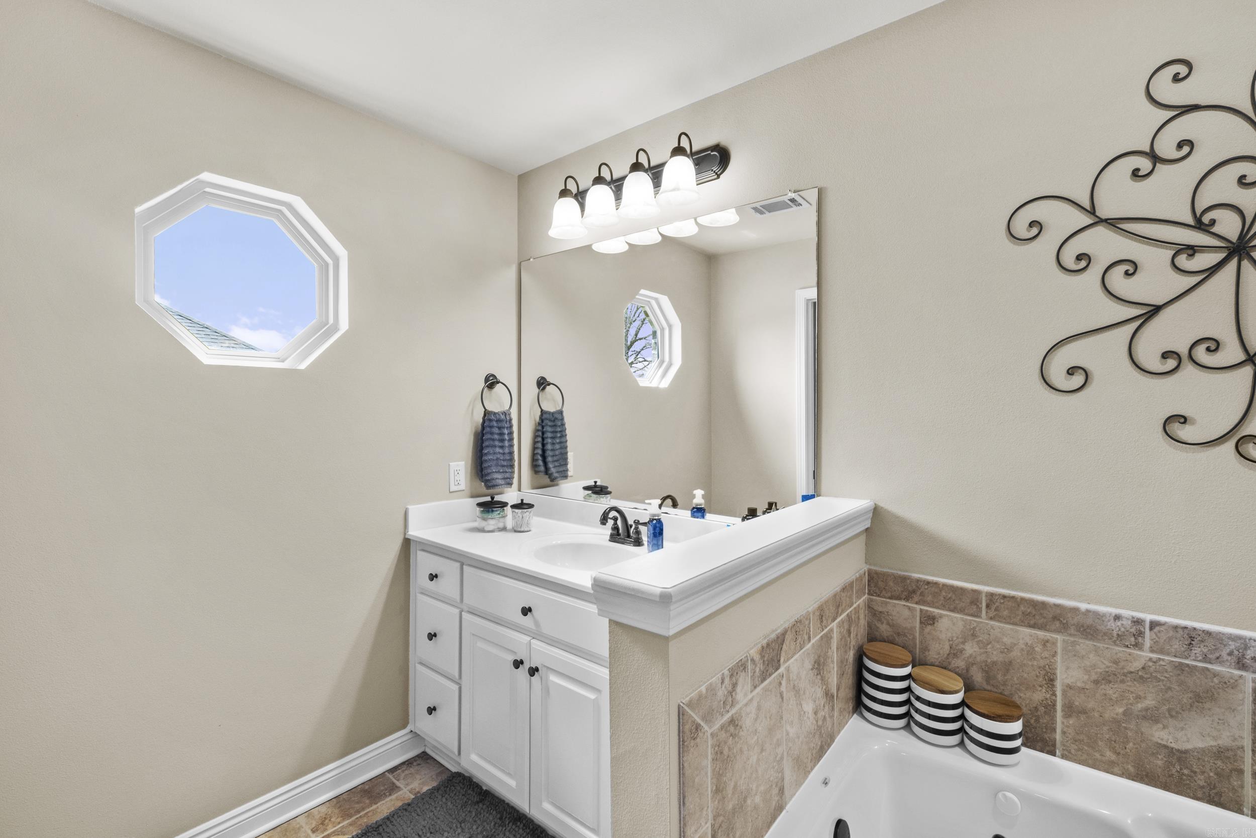 PIONEER SPRINGS - Residential