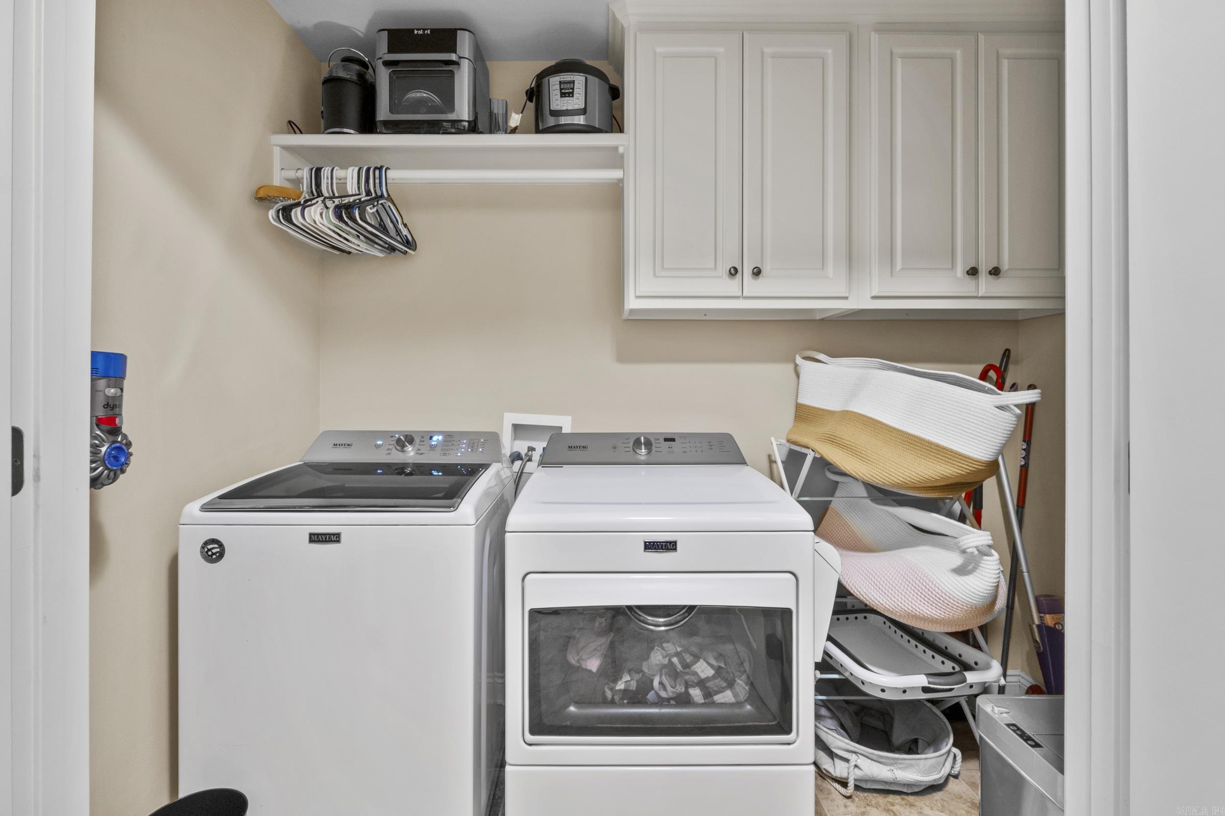 PIONEER SPRINGS - Residential