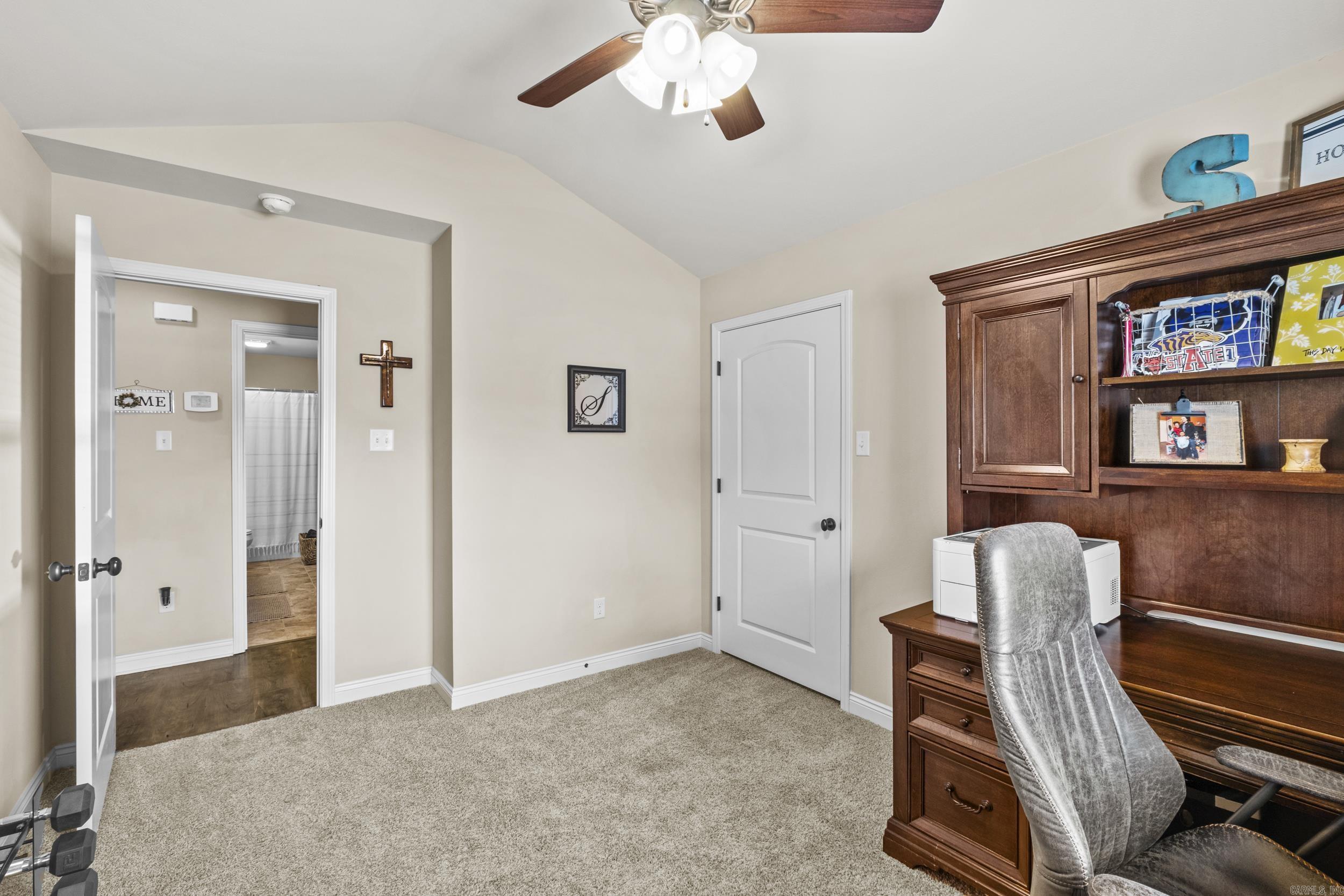 PIONEER SPRINGS - Residential