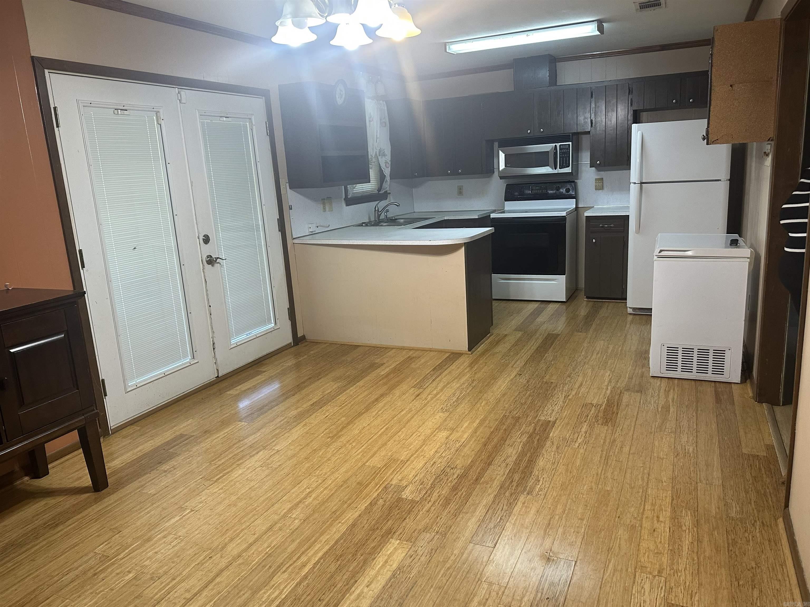 BELMONT - Residential