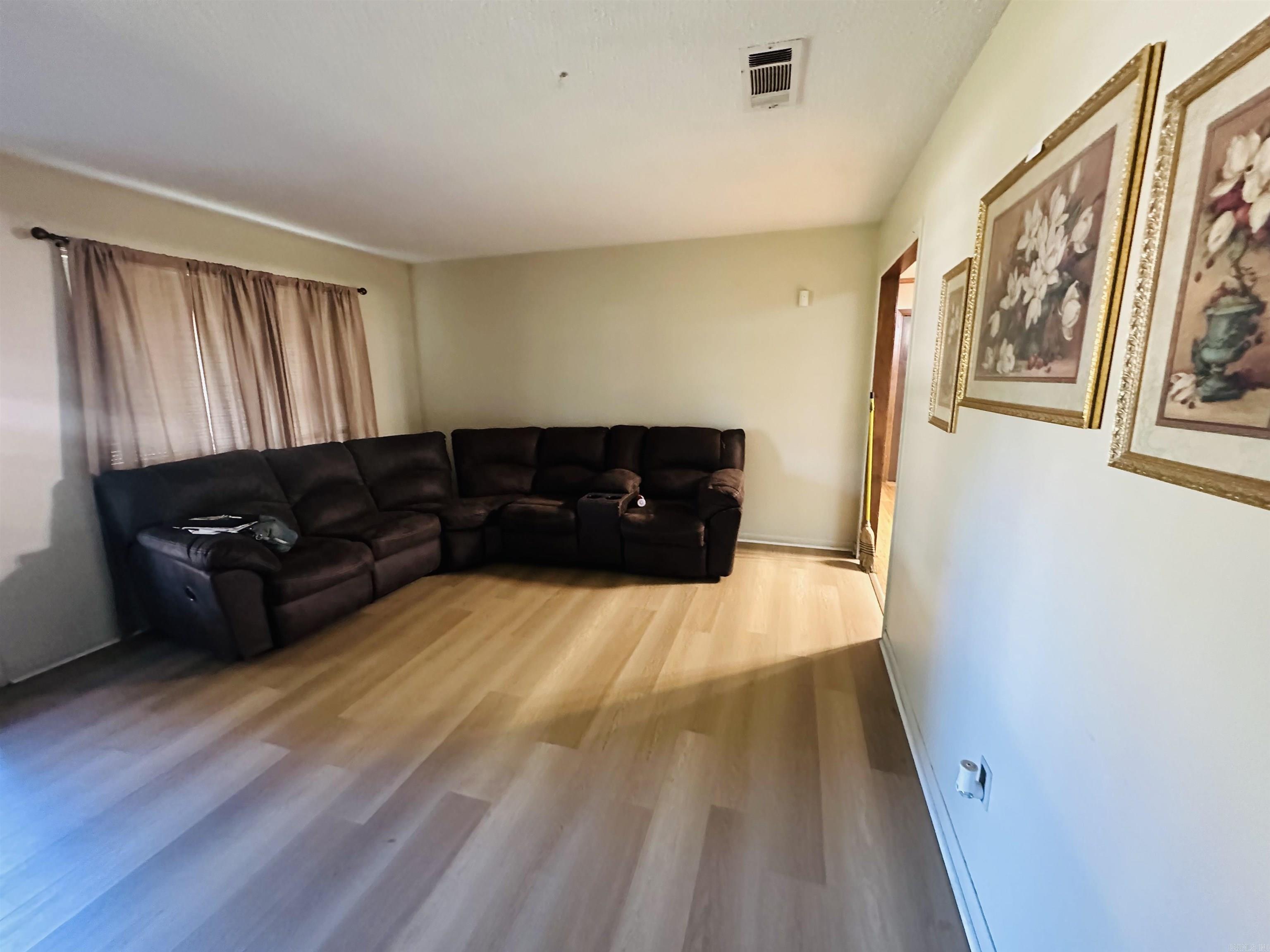 BELMONT - Residential