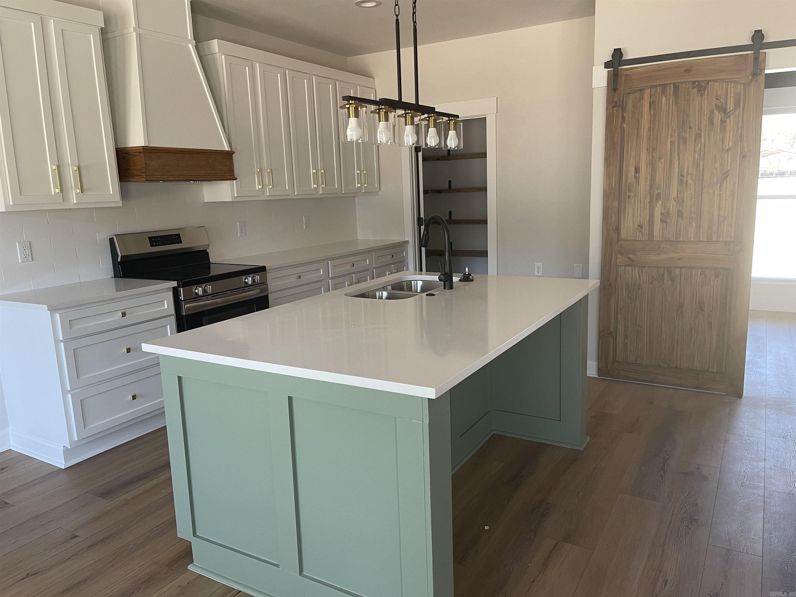 TIMBER POINT - Residential