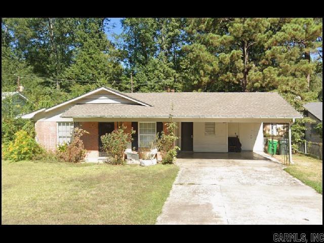 *LITTLE ROCK* NICE BRICK HOME LOCATED IN CHICOT TERRACE!! This 3 Bedroom And 2 Bath Home Features 1274 Sqft! Gas Range Provided In Kitchen! Central Heat And Air! Washer And Dryer Hookups! Partially Fenced Backyard! Carport For Parking! PET FRIENDLY!! AVAILABLE LATE NOVEMBER 2025!!!