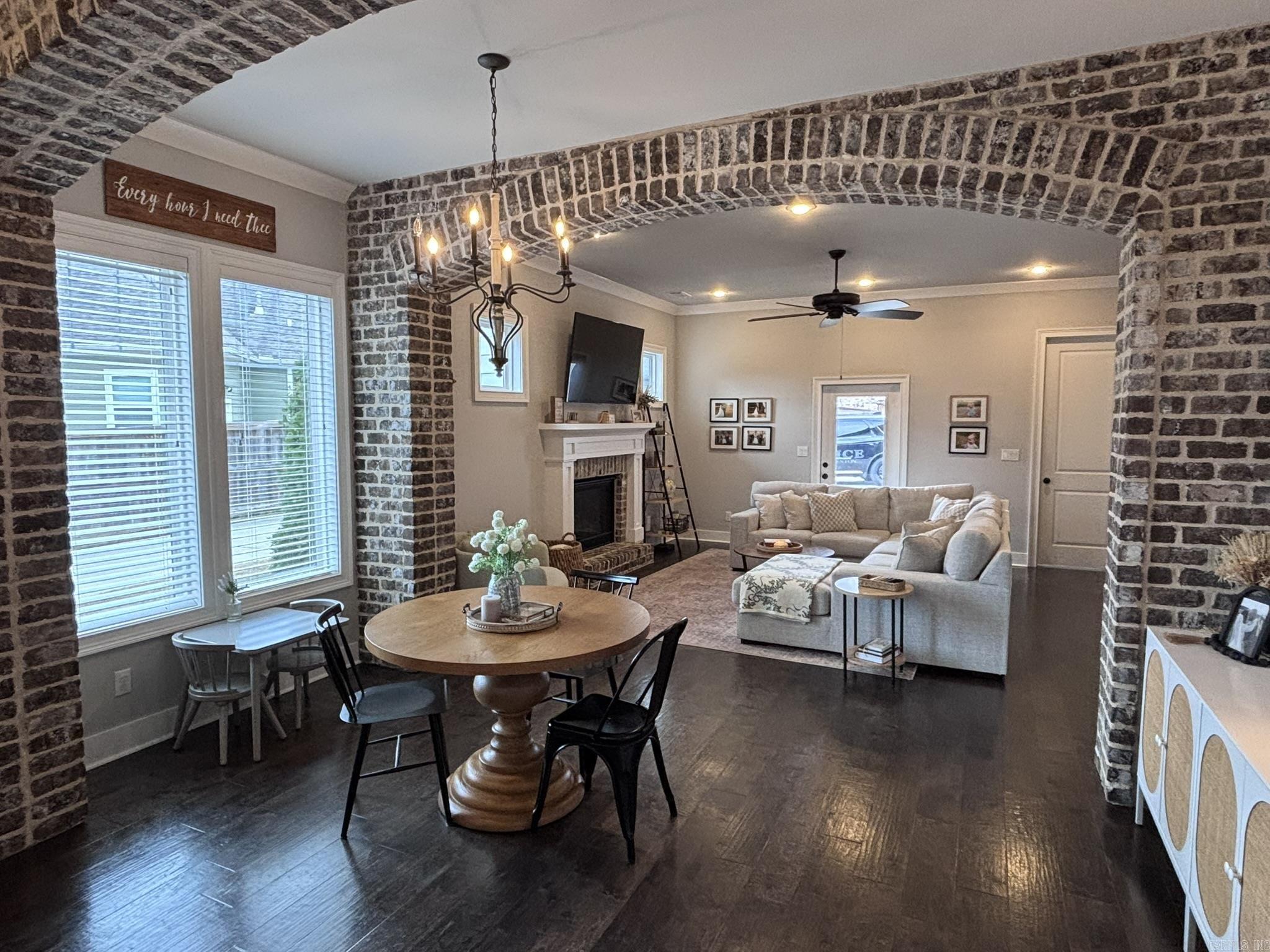 SAGE CREEK - Residential