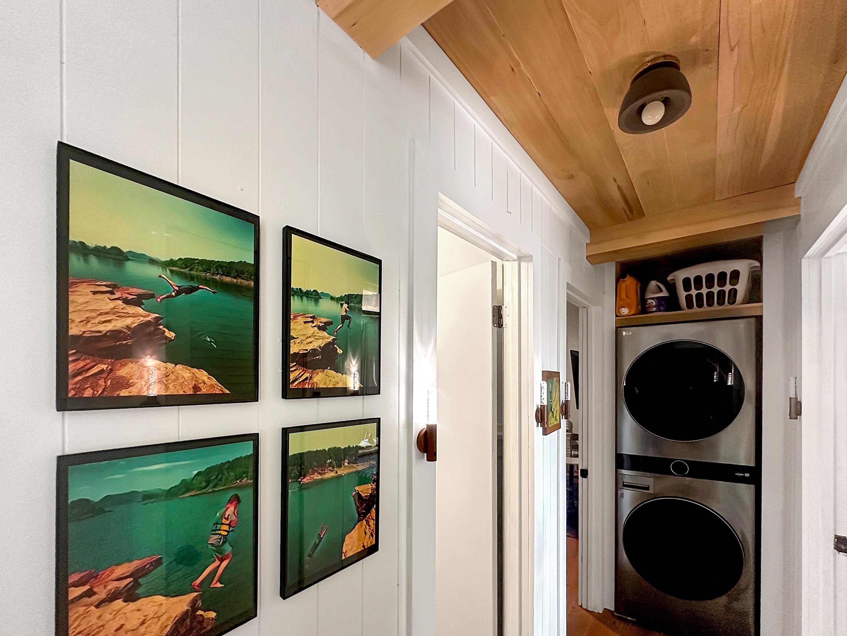 LAKEWOOD - Residential