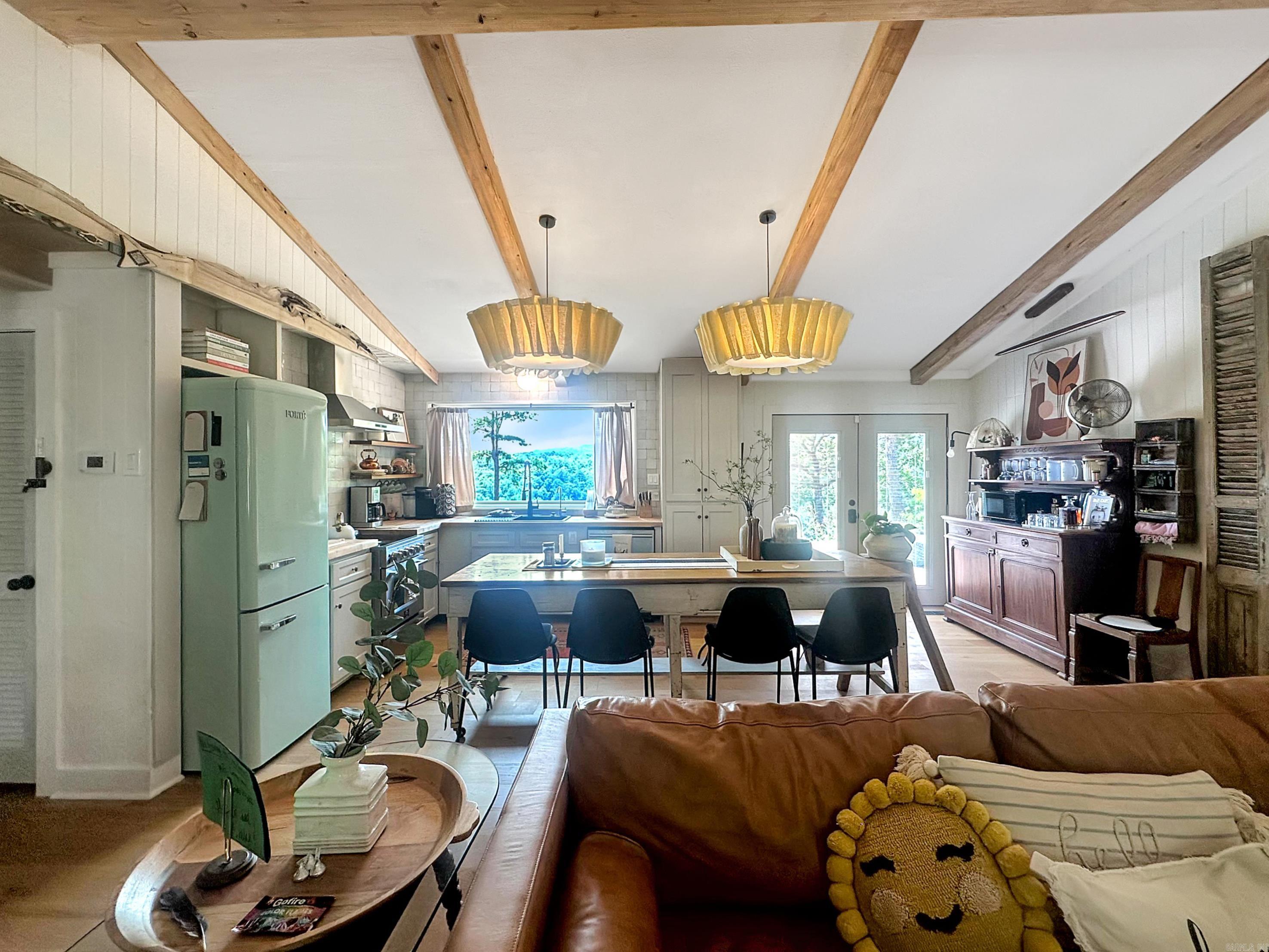 LAKEWOOD - Residential