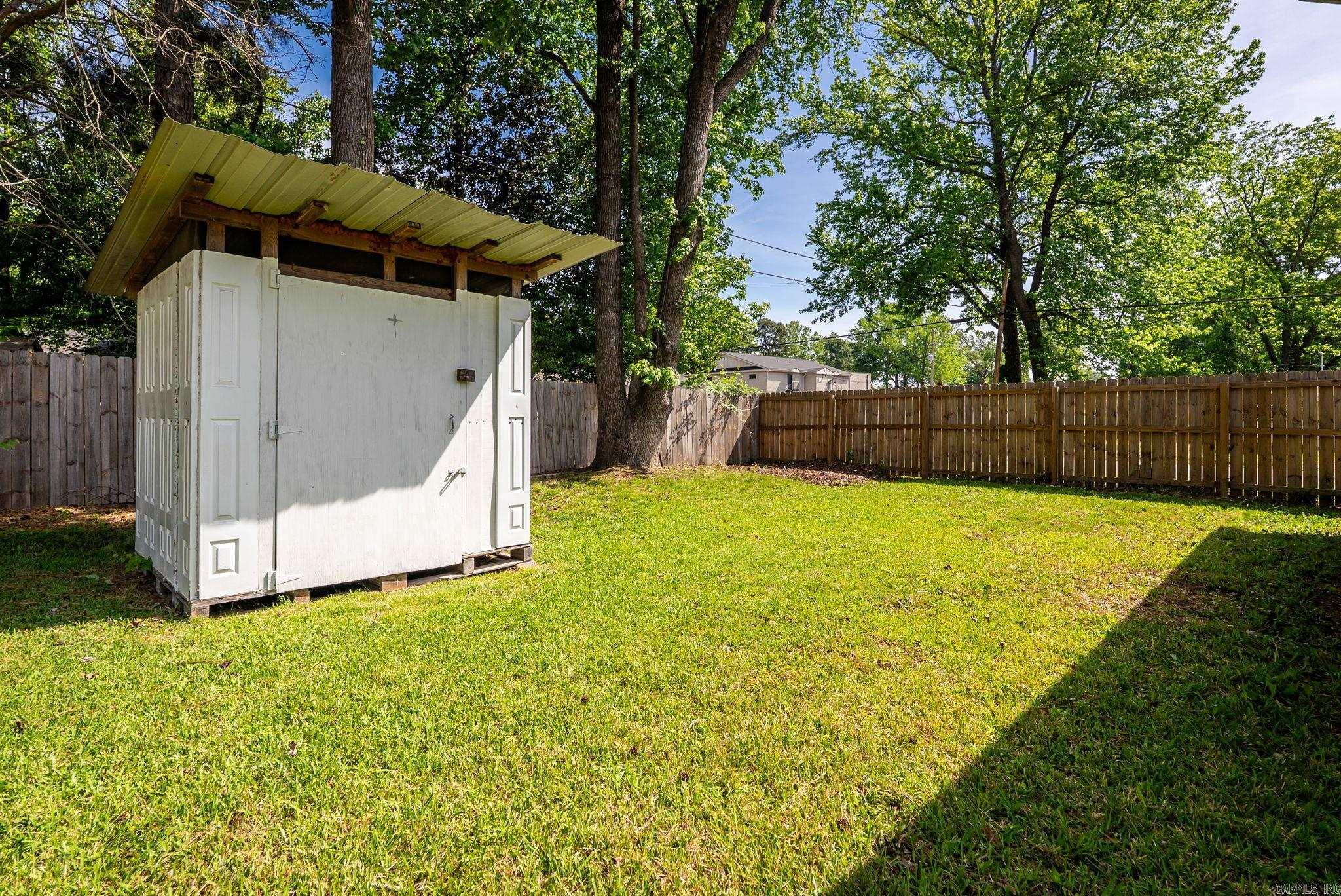 BRADENS ADDN TO JACK - Residential