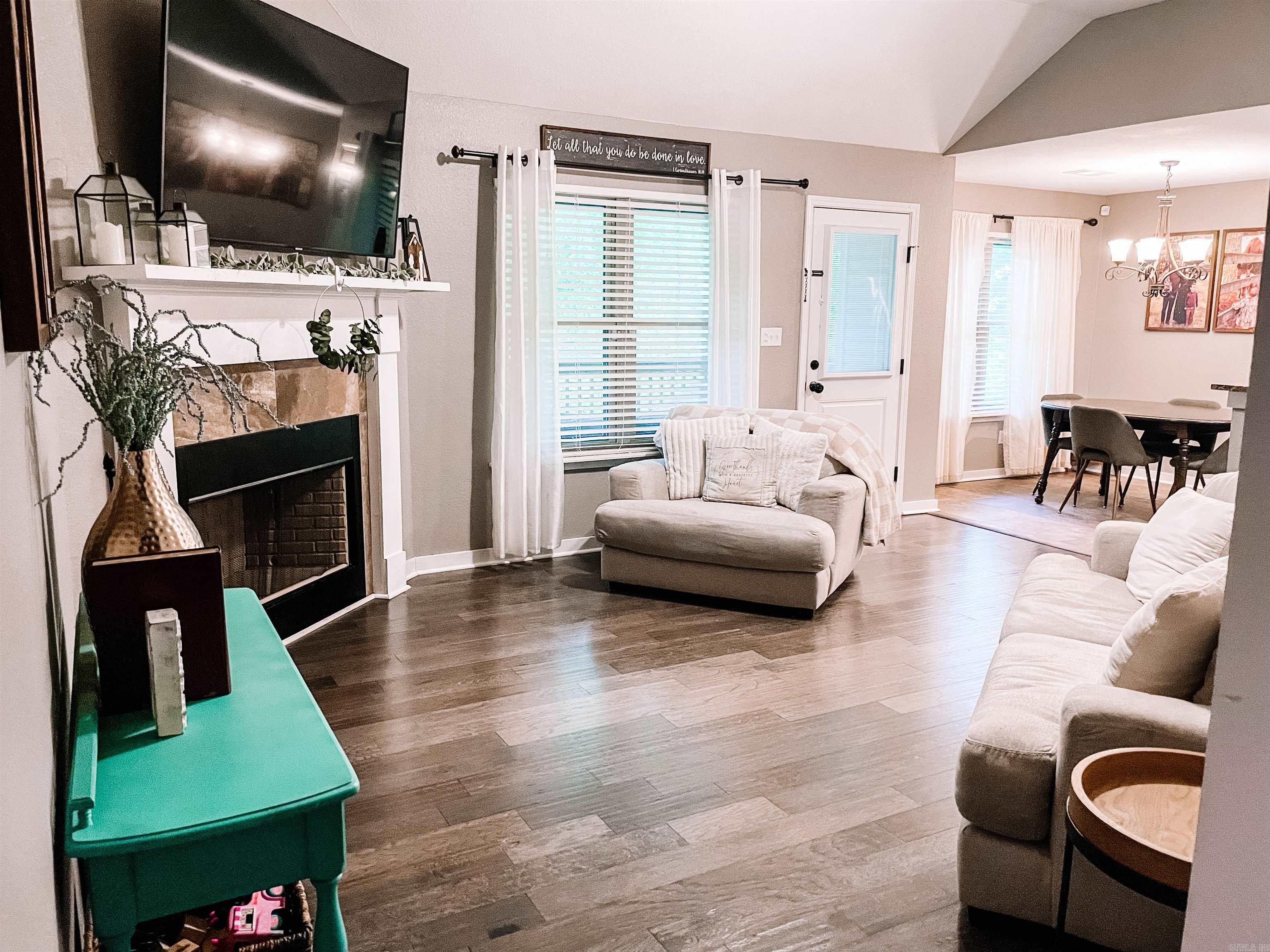 HAMILTON PARK - Residential