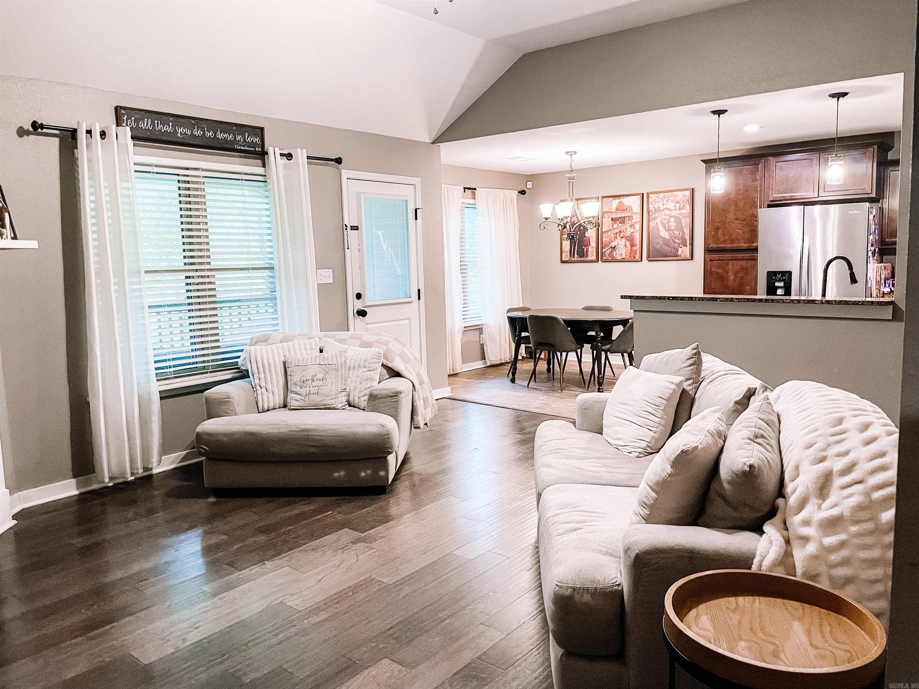 HAMILTON PARK - Residential
