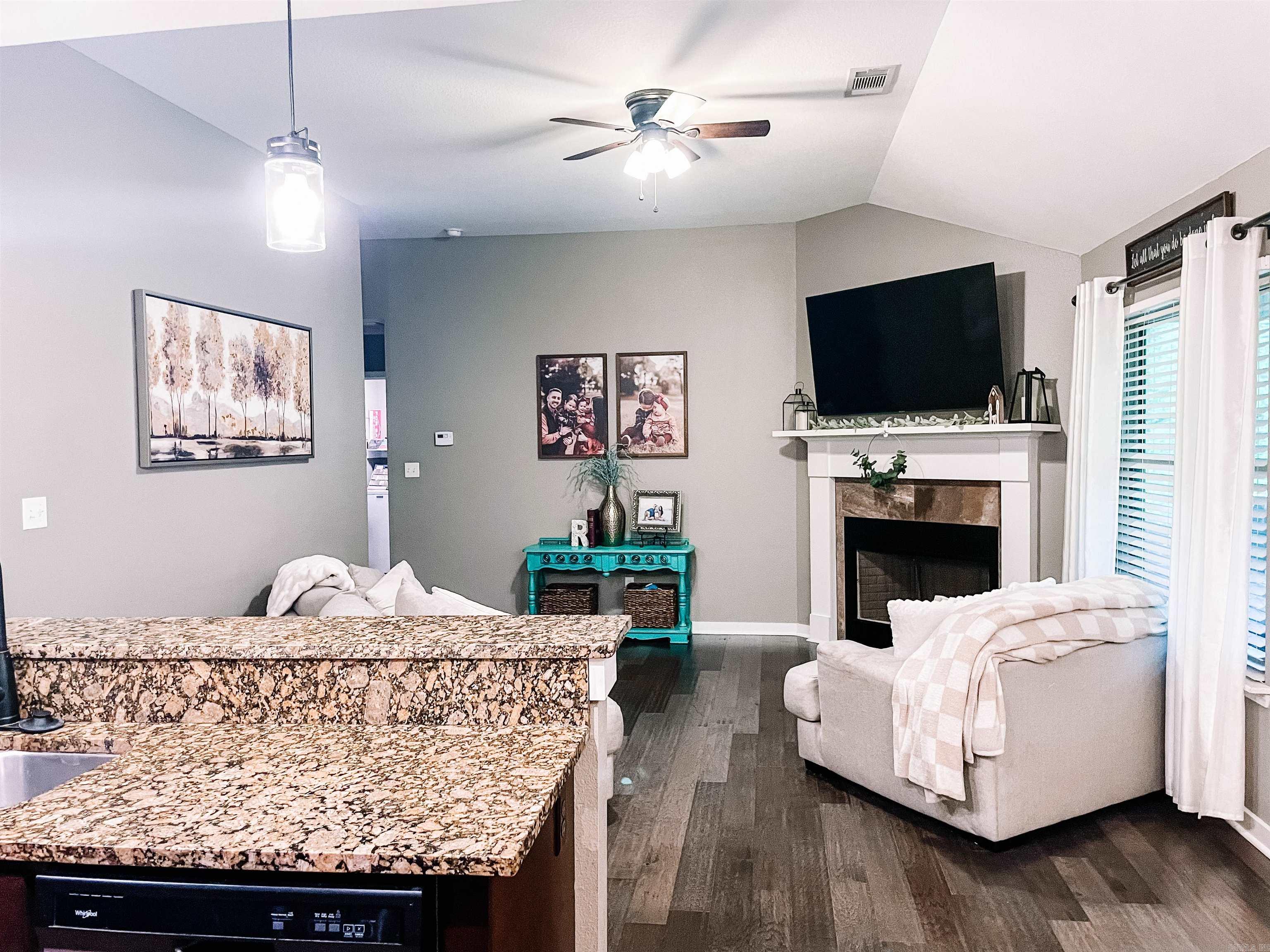 HAMILTON PARK - Residential