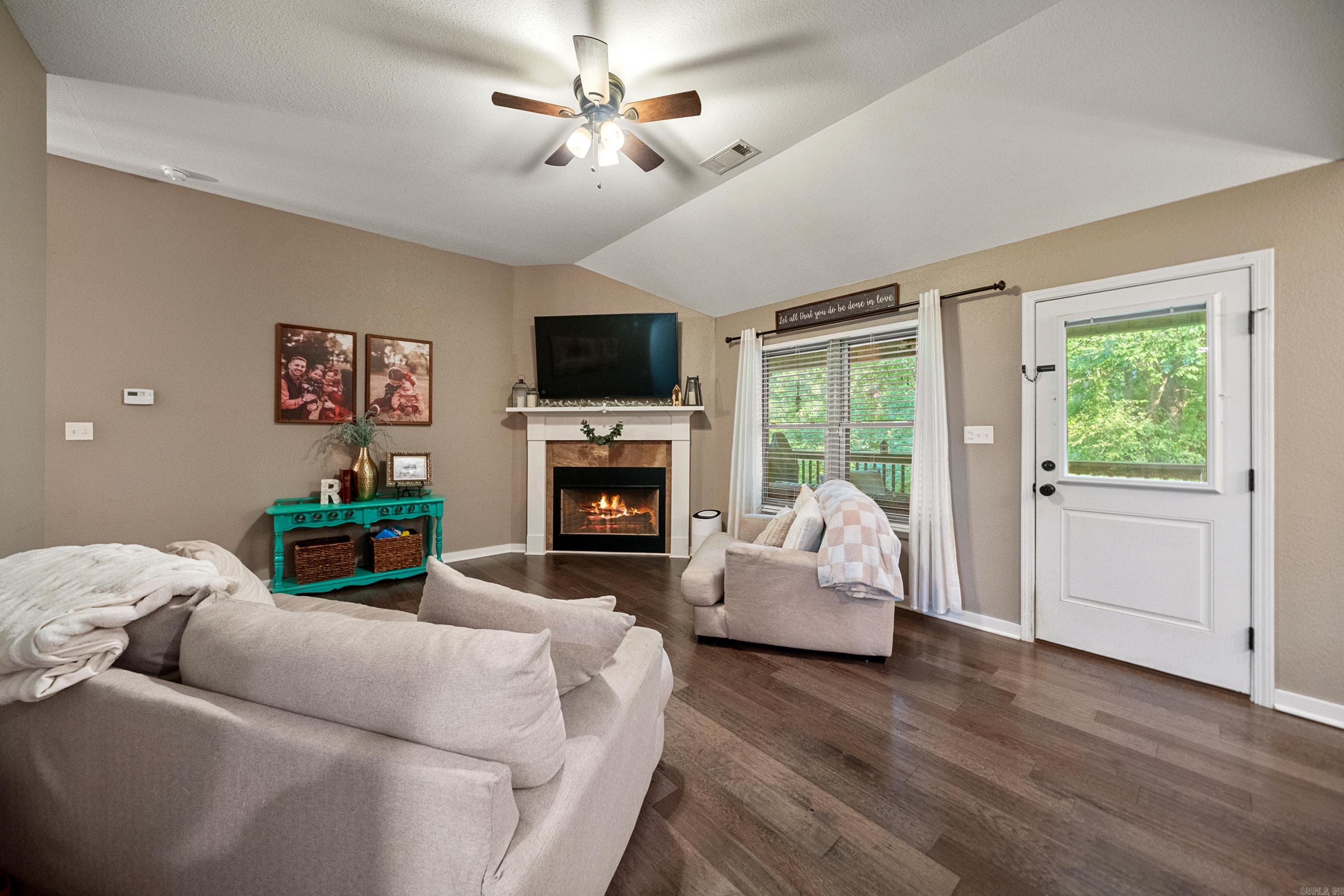 HAMILTON PARK - Residential