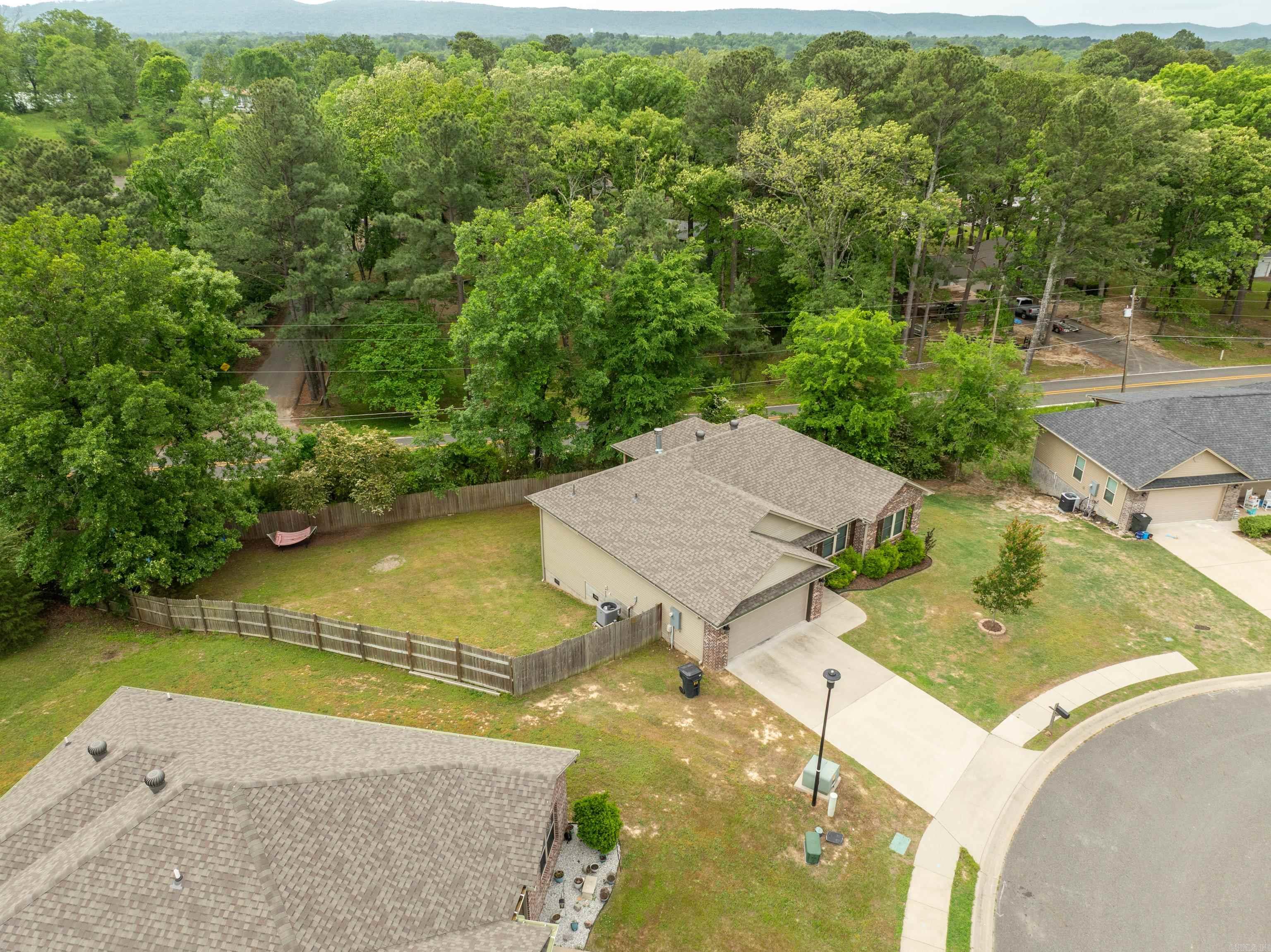 HAMILTON PARK - Residential