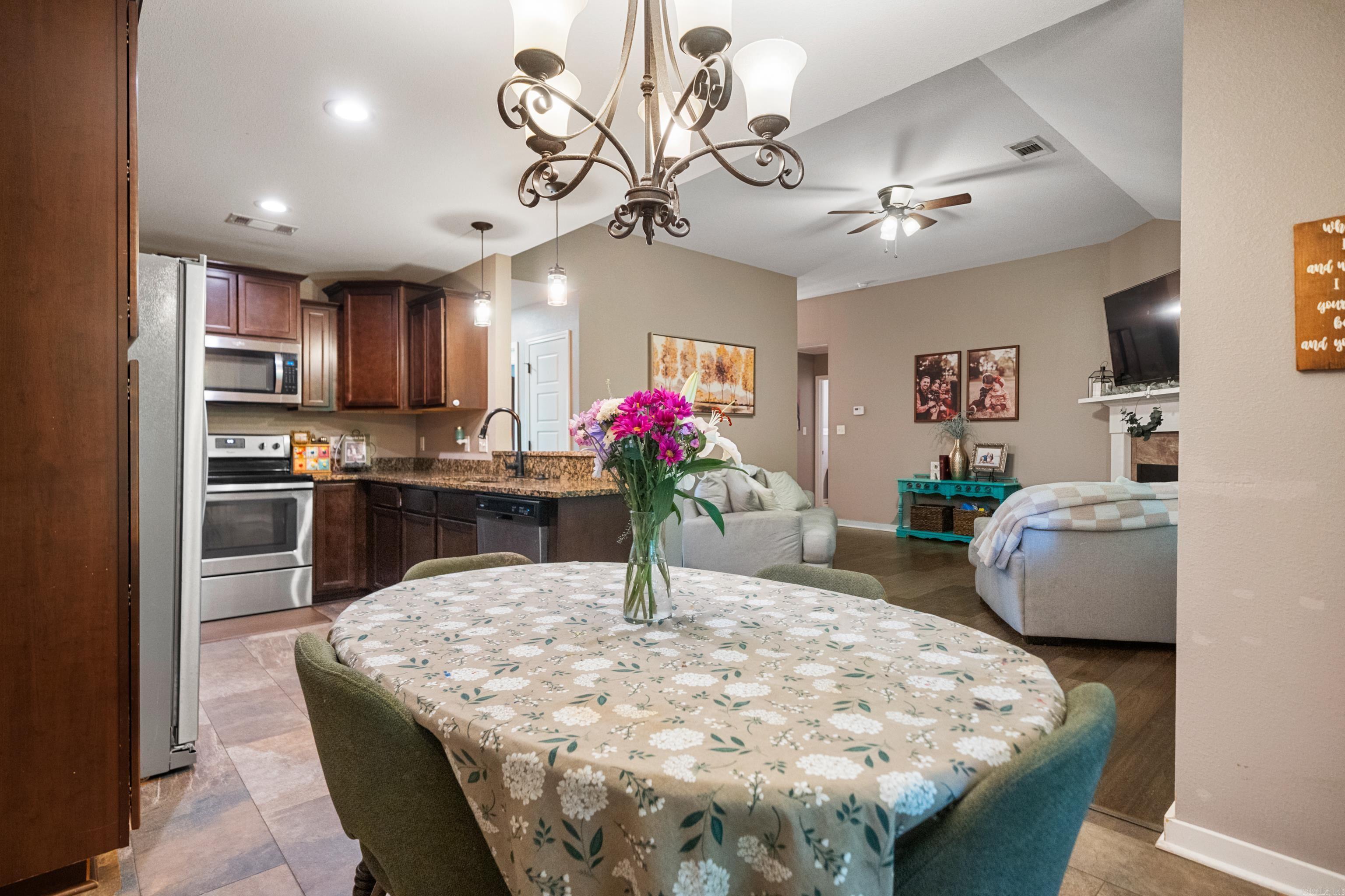 HAMILTON PARK - Residential