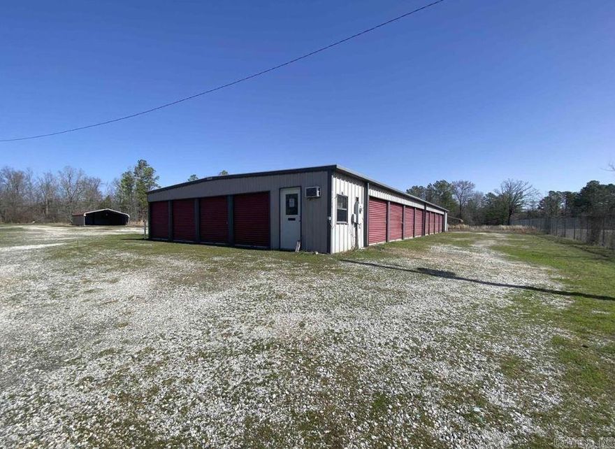 Calling all investors!  If you're looking for your first turn key investment property or a great asset to add to your portfolio here is your opportunity to own a storage unit business!  26 Self-storage units for sale in Malvern Arkansas, multiple sizes, low maintenance, immediate income.  Includes a level 5 acres lot for room to expand! Just 5 minutes from I-30!