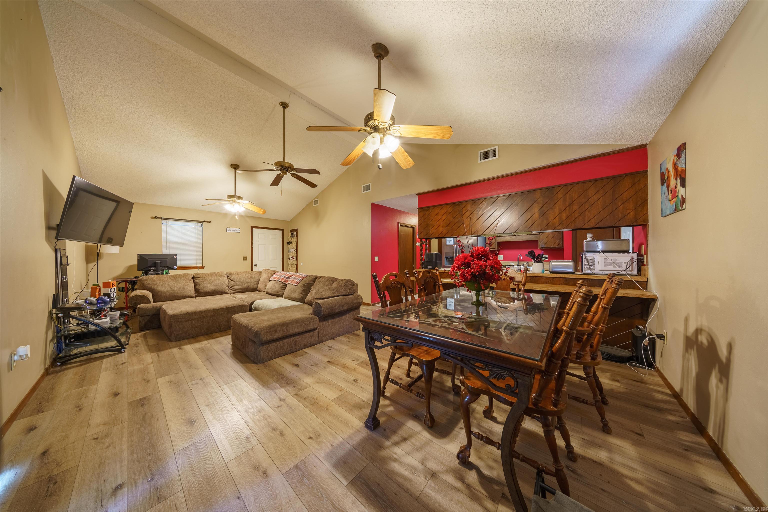 HUSKEY WEST - Residential