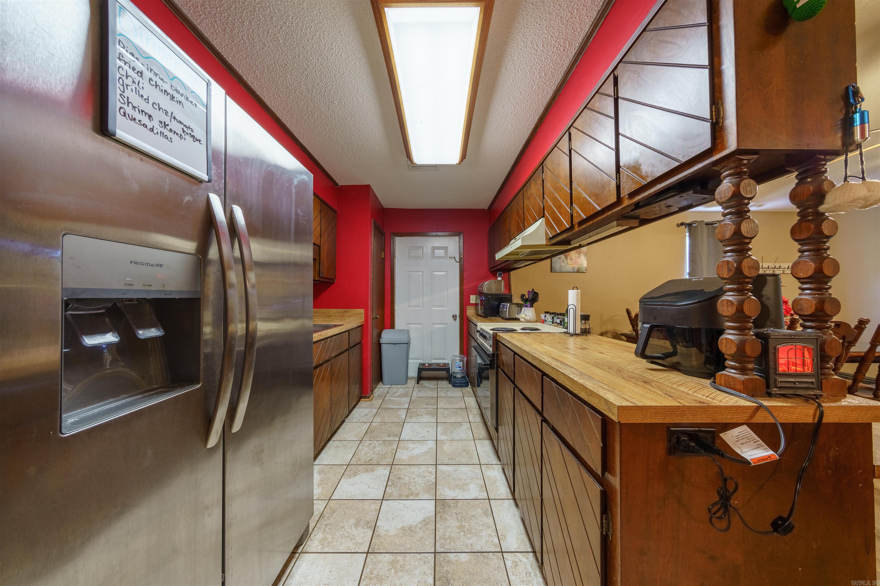 HUSKEY WEST - Residential