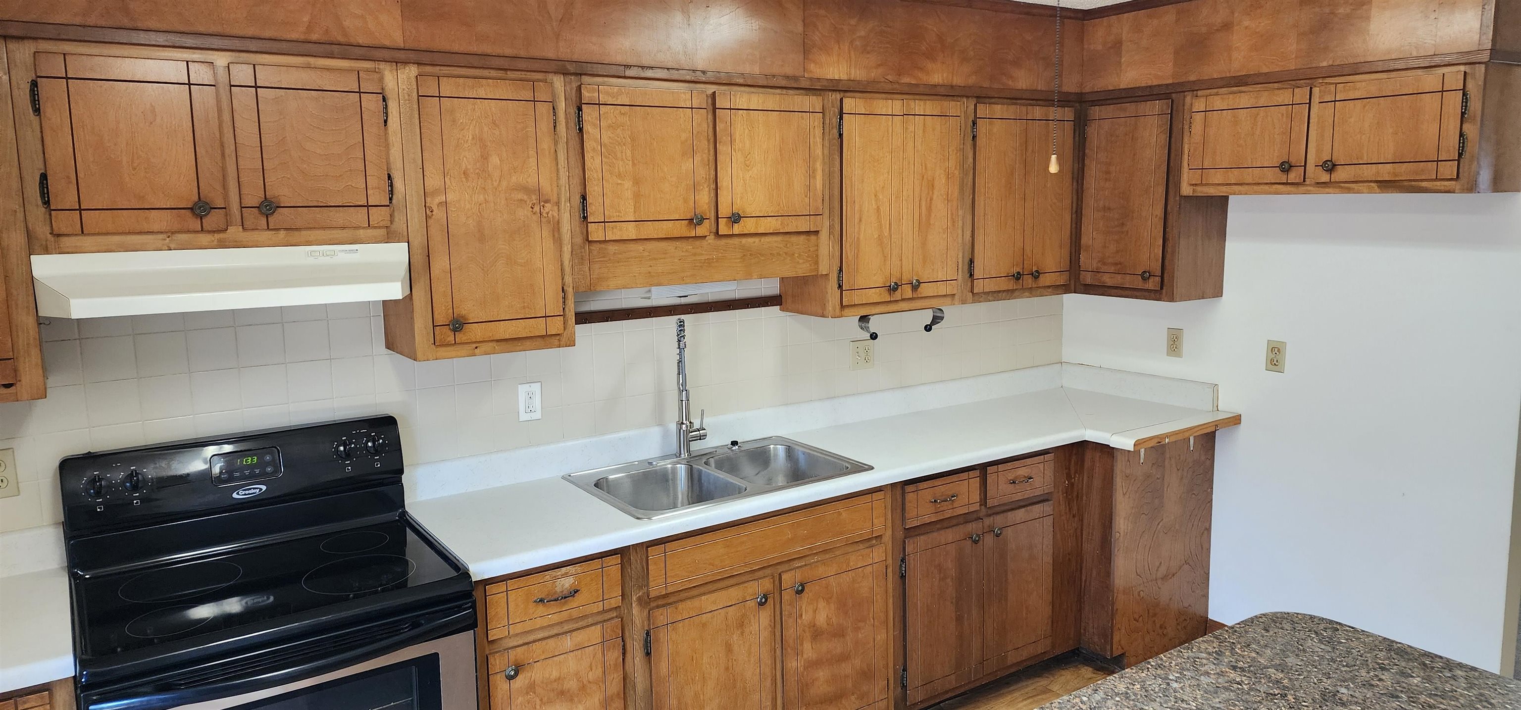 Crow 2nd - Residential Lease