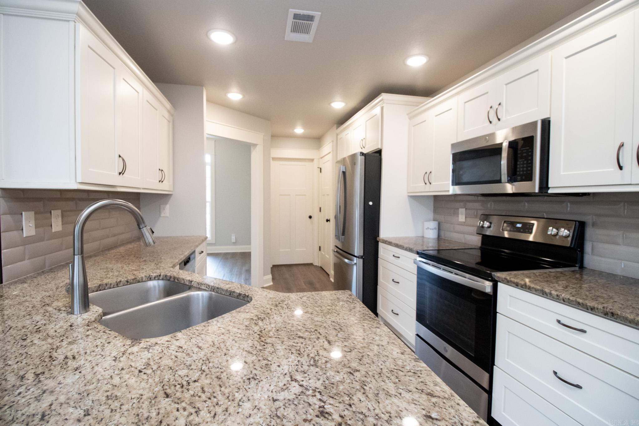 BRIDGER PLACE - Residential