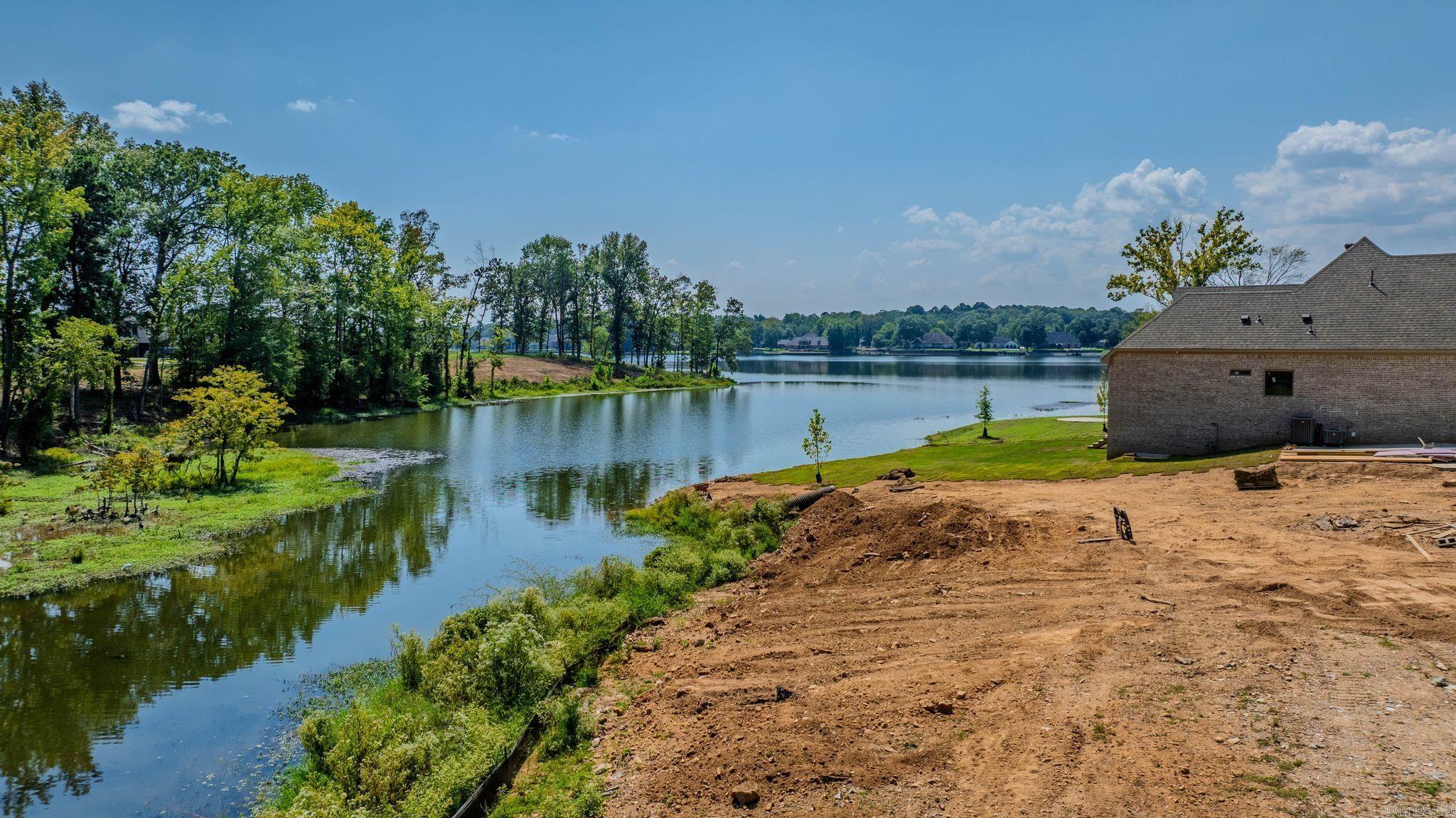 Severn Landing @ Hurricane Lake - Land