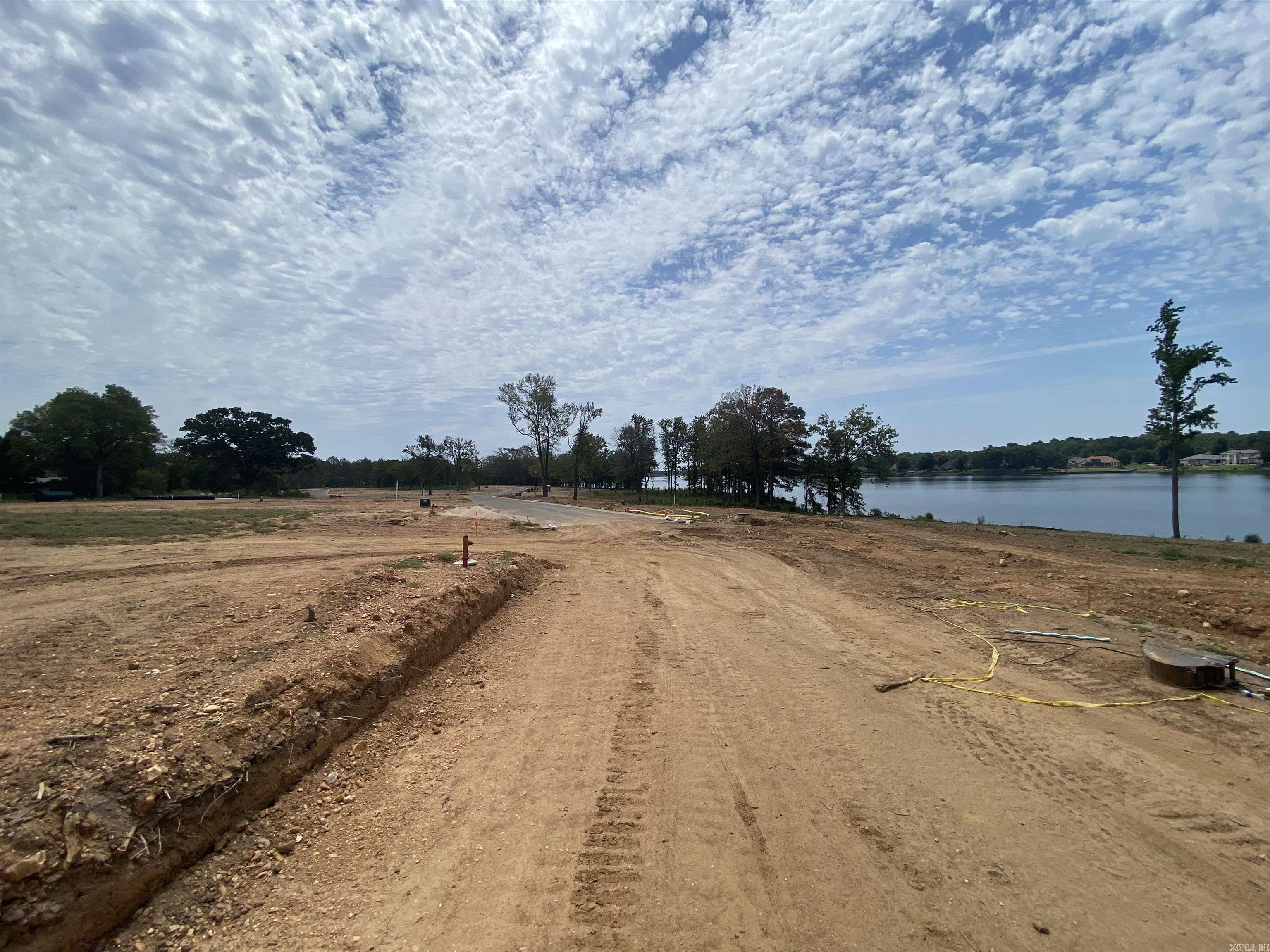 Severn Landing @ Hurricane Lake - Land