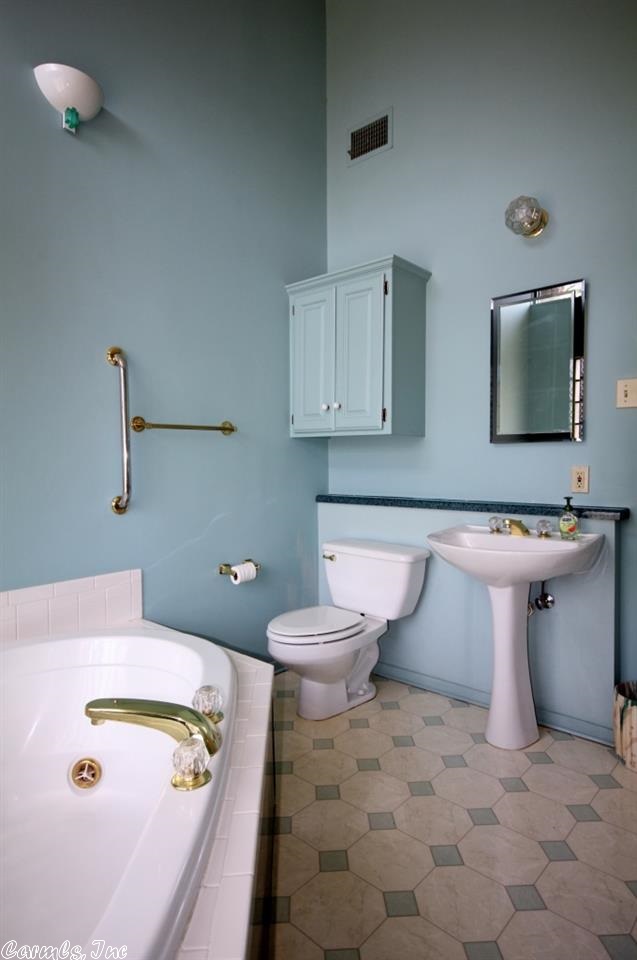 BIRCHWOOD - Residential