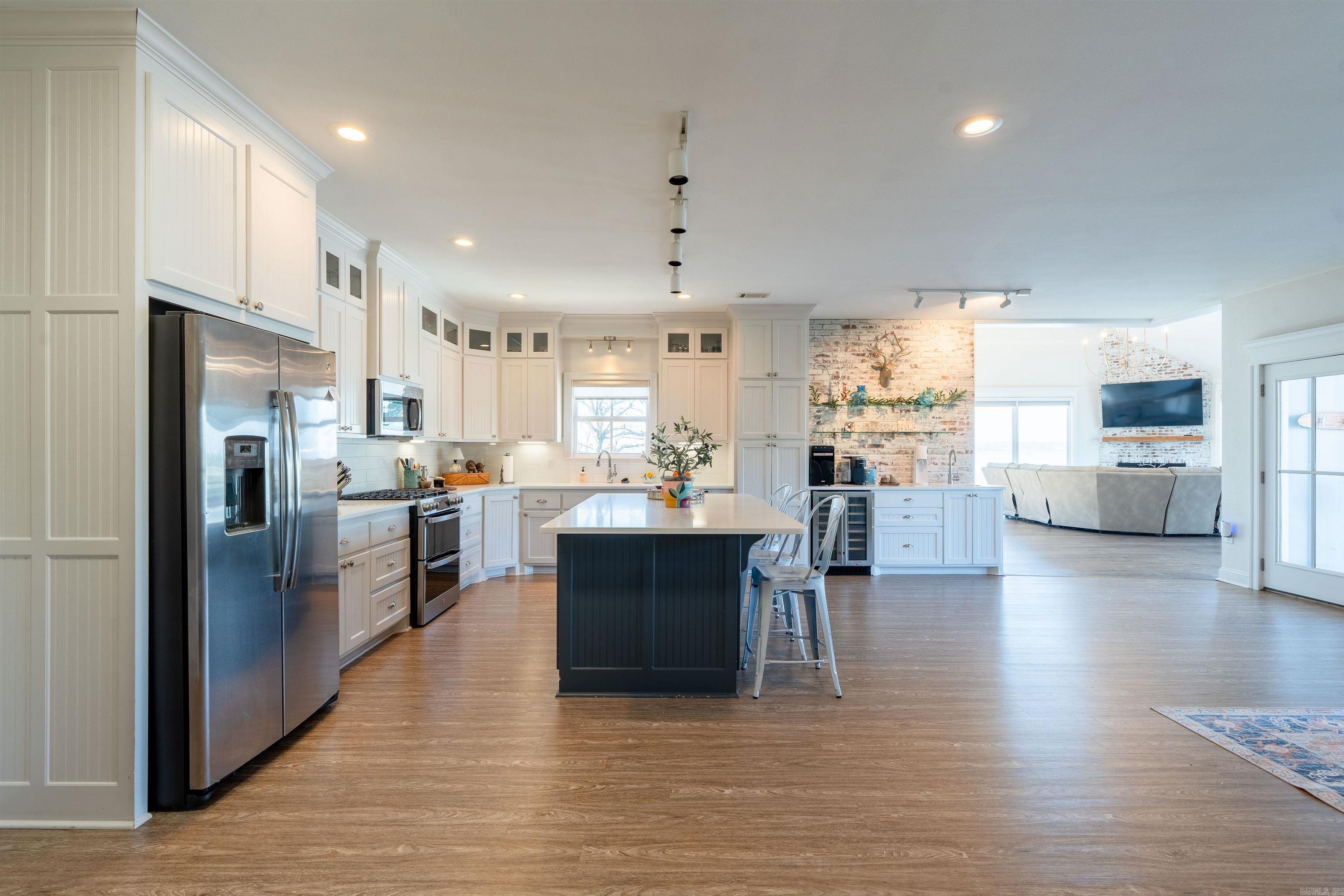 EI: TROY NUNIS - Residential